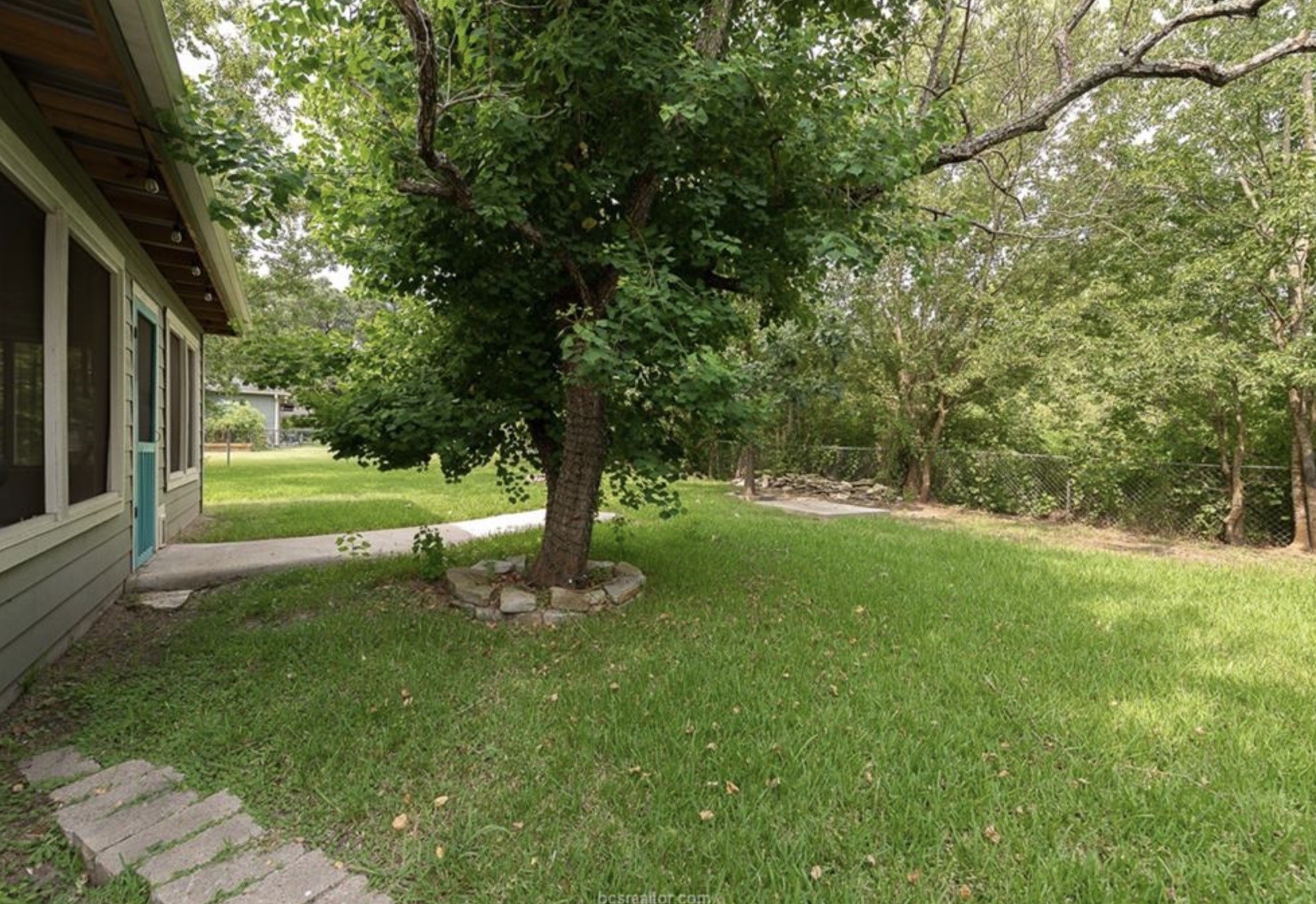 406 Emmett Street Property Photo 19