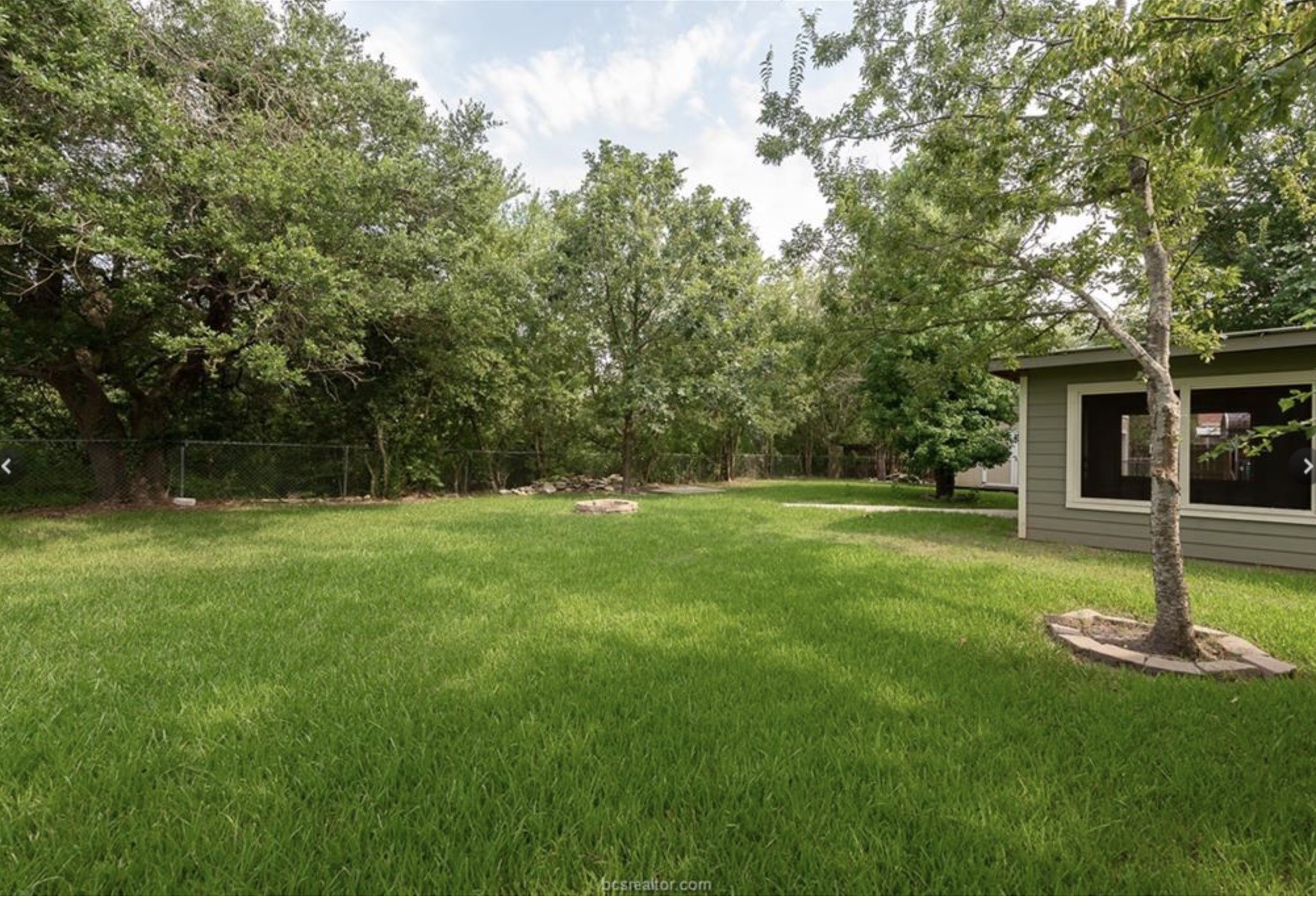 406 Emmett Street Property Photo 24