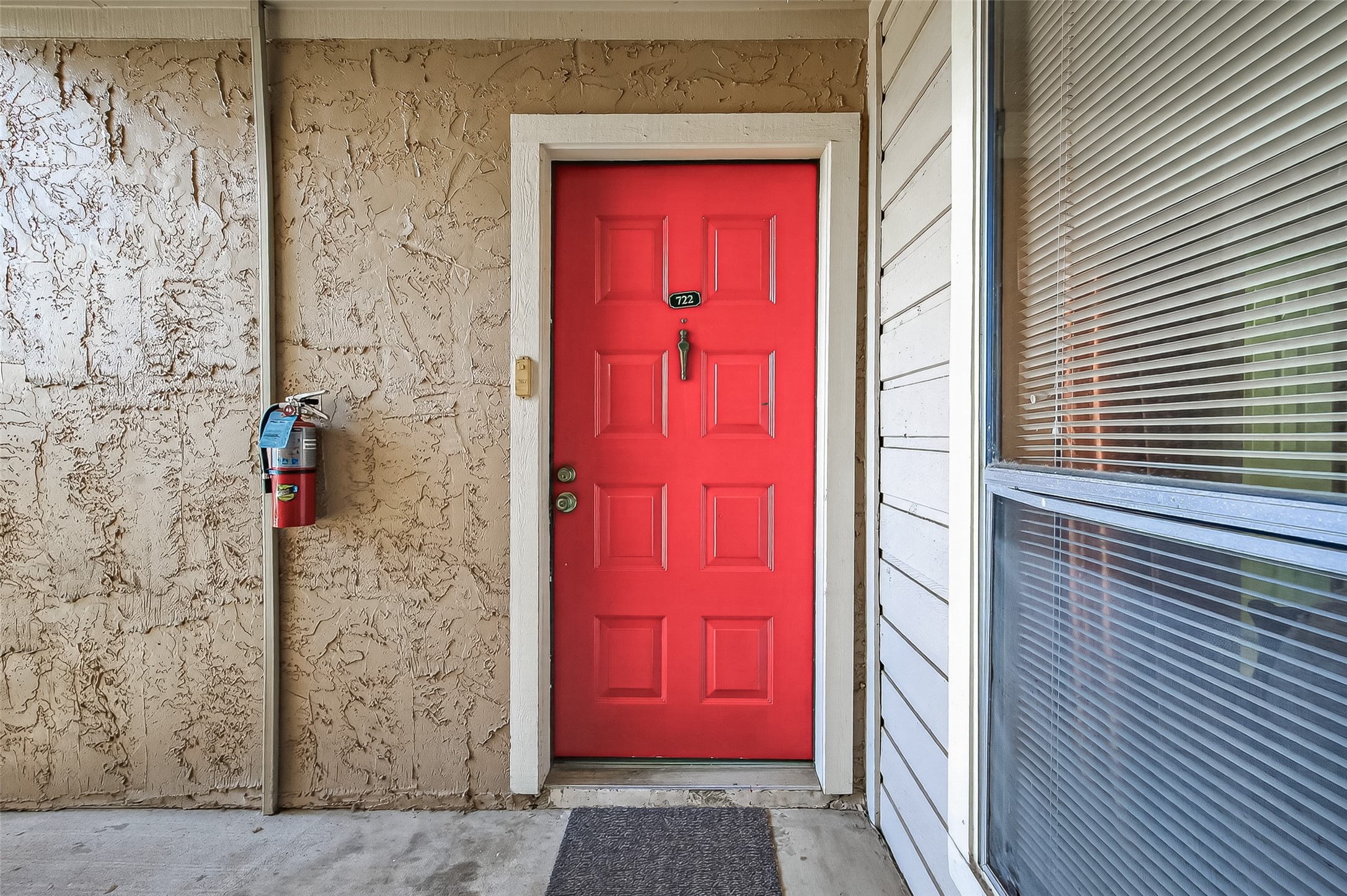 10855 Meadowglen Lane 722 Property Photo 1