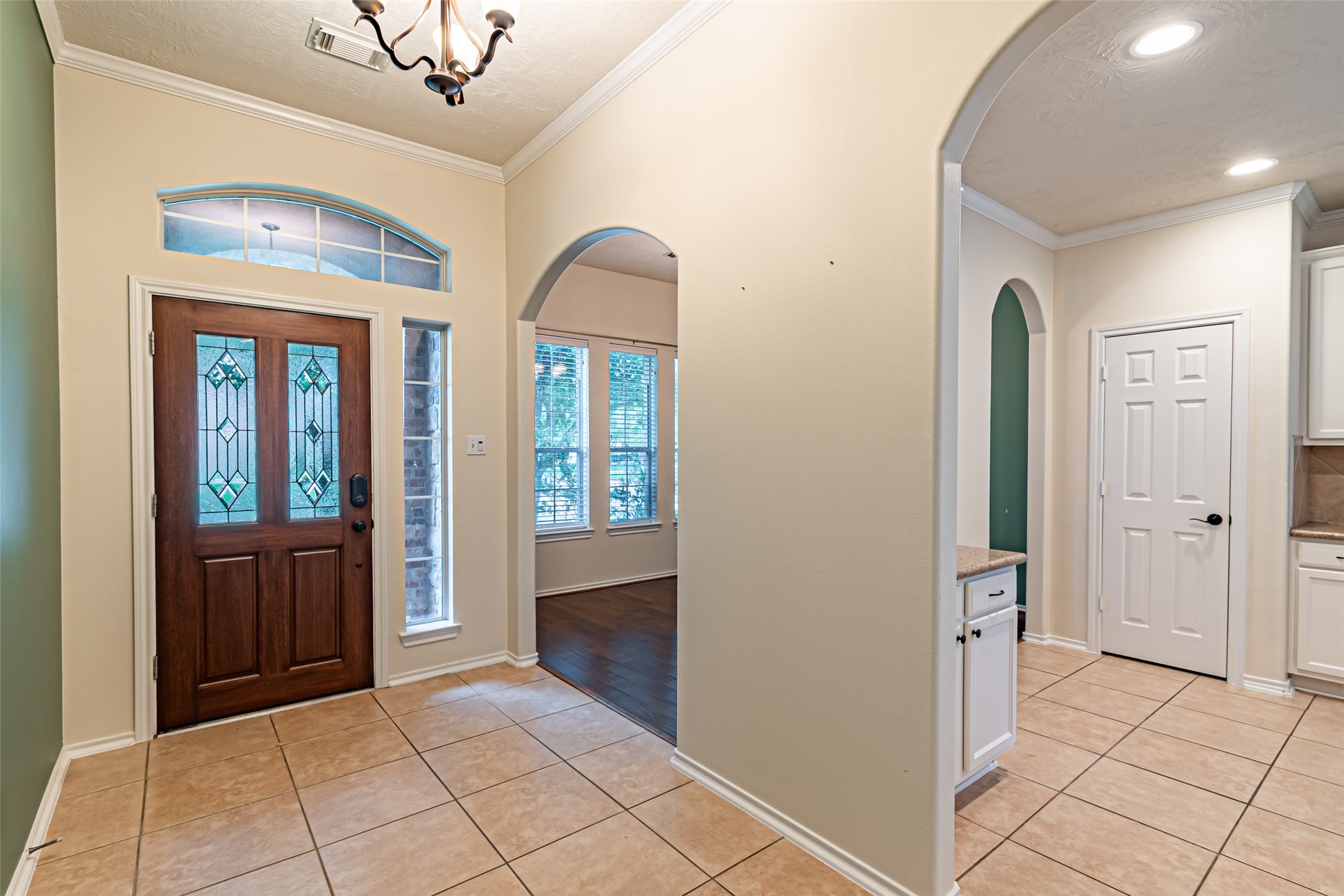 17911 Serene Shore Drive Property Photo 10