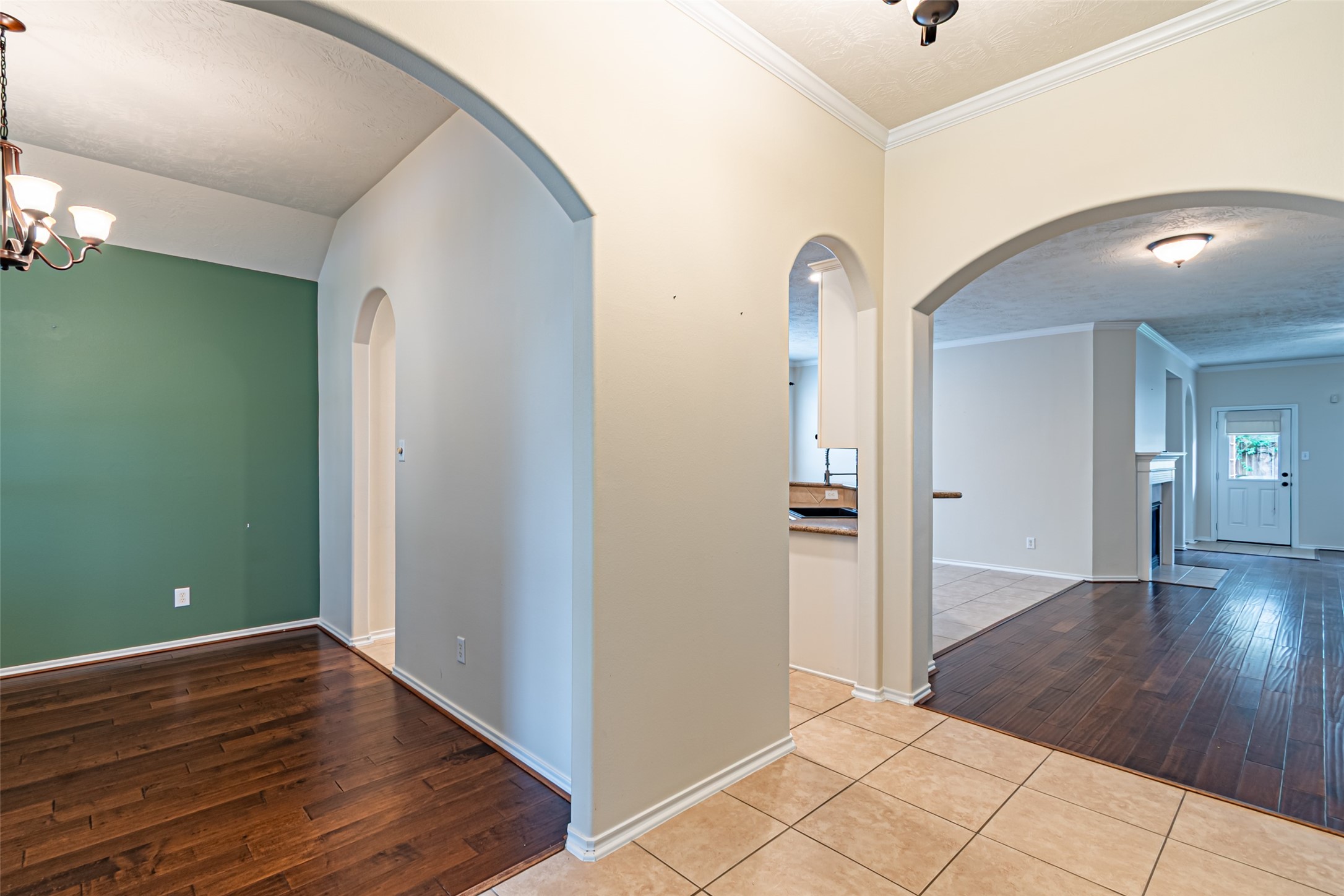 17911 Serene Shore Drive Property Photo 11