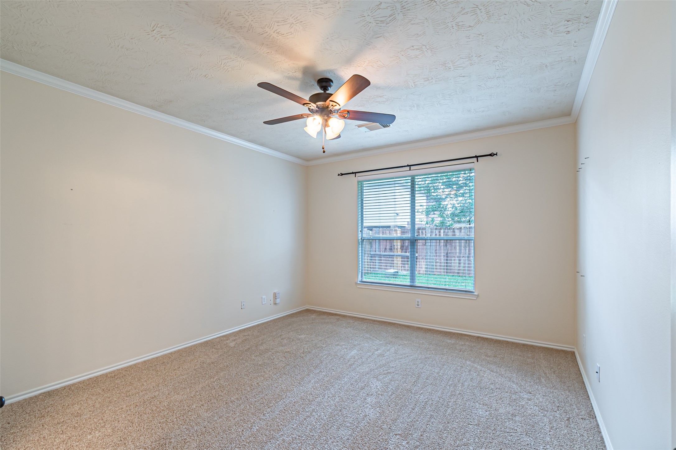 17911 Serene Shore Drive Property Photo 29