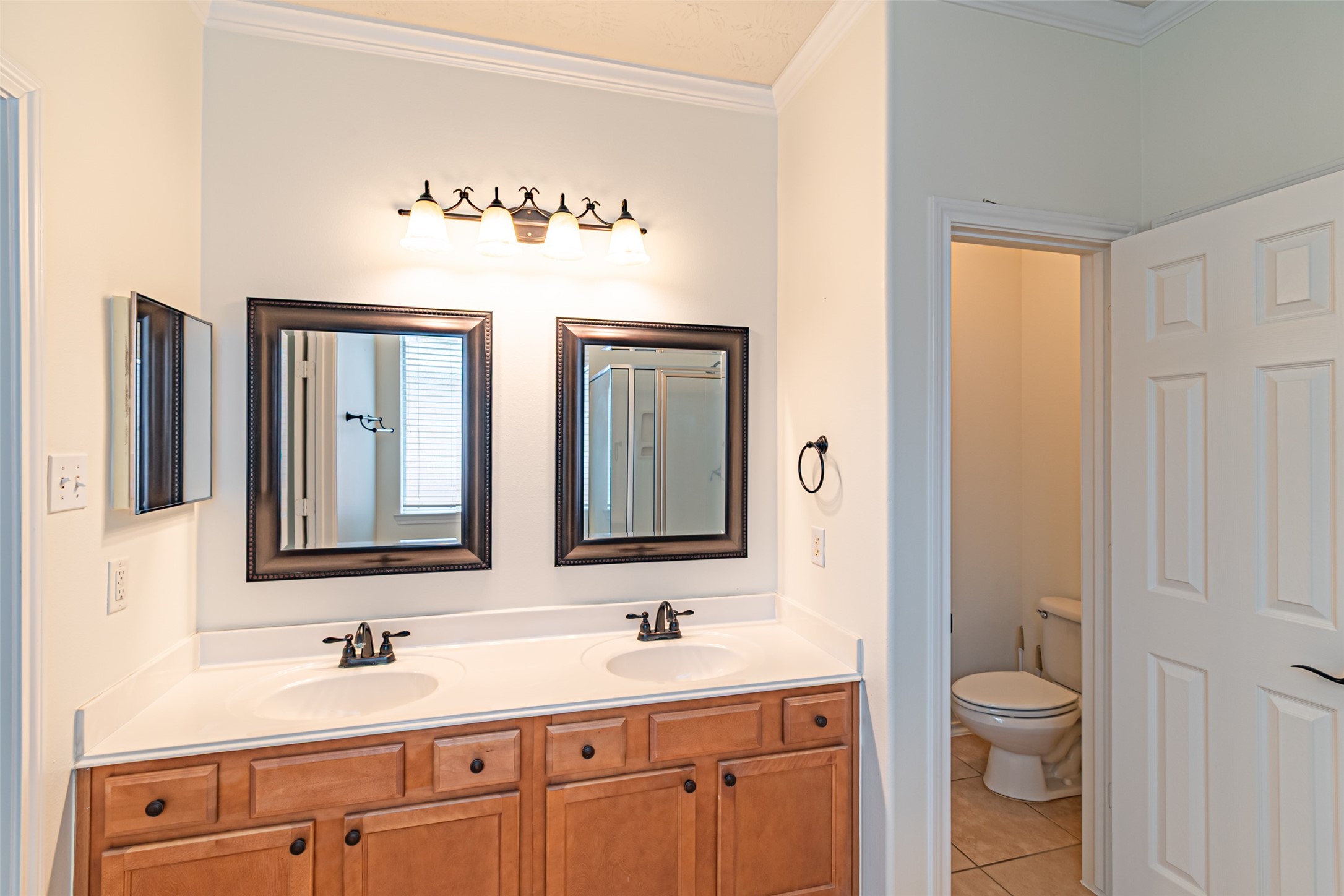 17911 Serene Shore Drive Property Photo 33