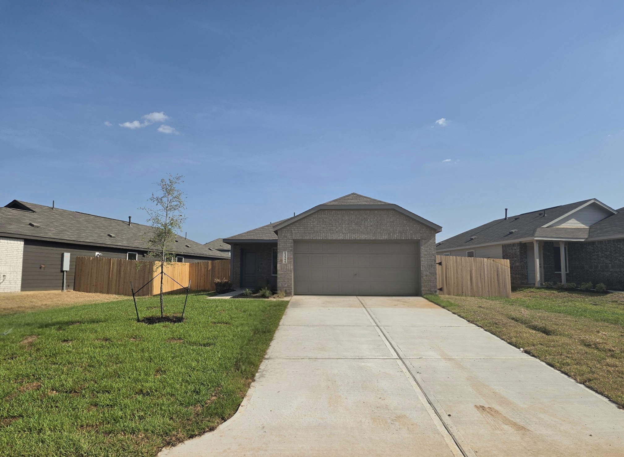 13544 Bay Springs Drive Property Photo 1