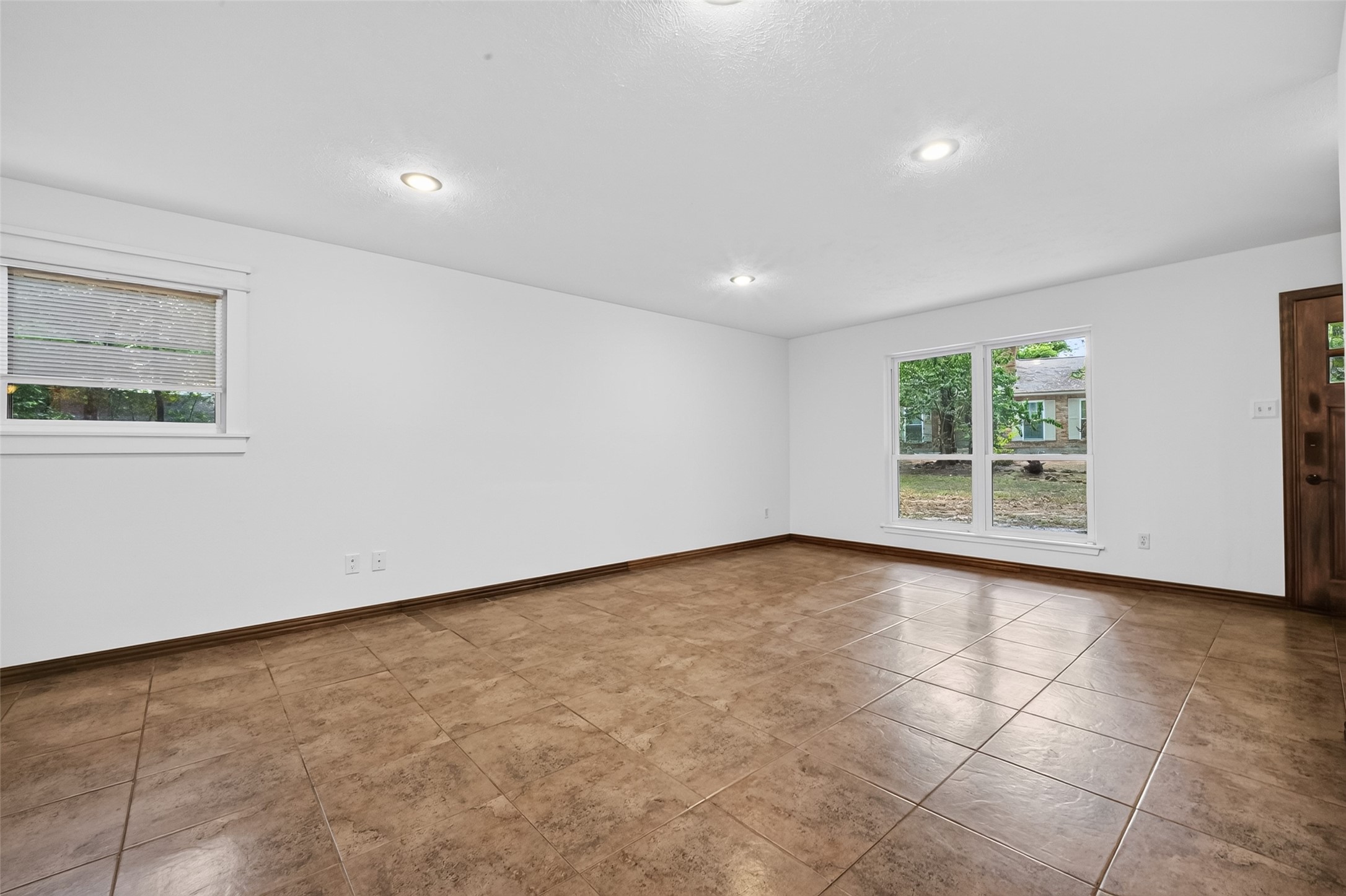 2716 Echo Street Property Photo 10