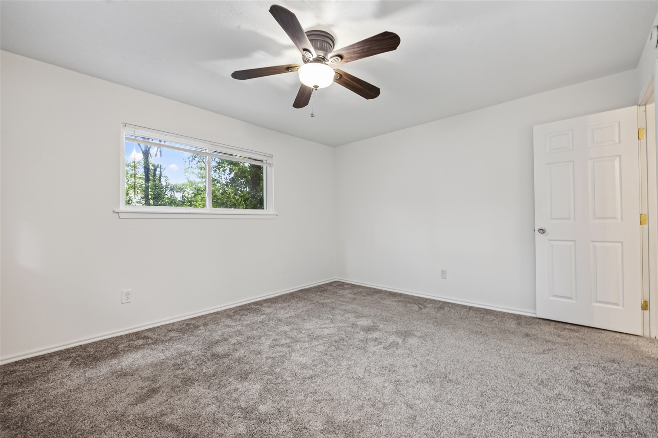 2716 Echo Street Property Photo 36