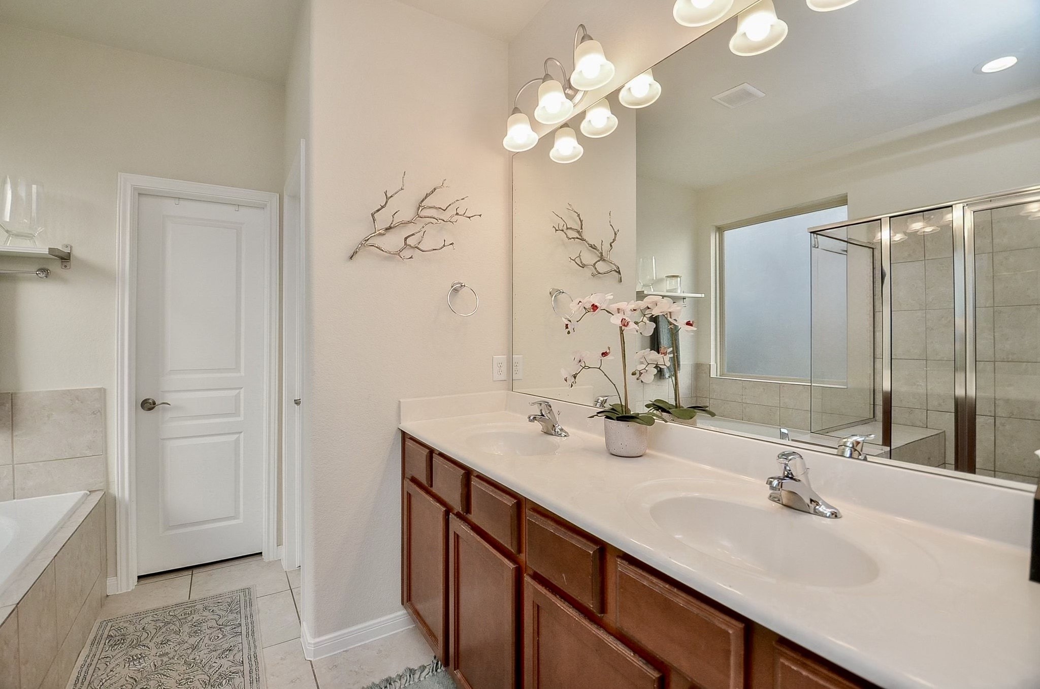 28503 Pleasant Forest Drive Property Photo 27