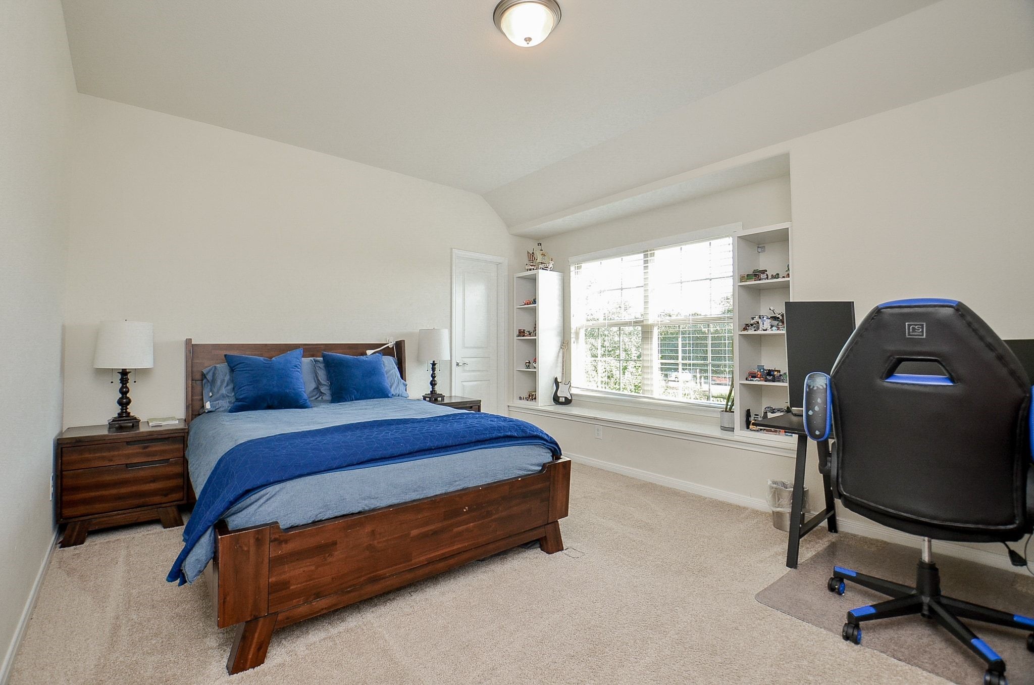 28503 Pleasant Forest Drive Property Photo 34