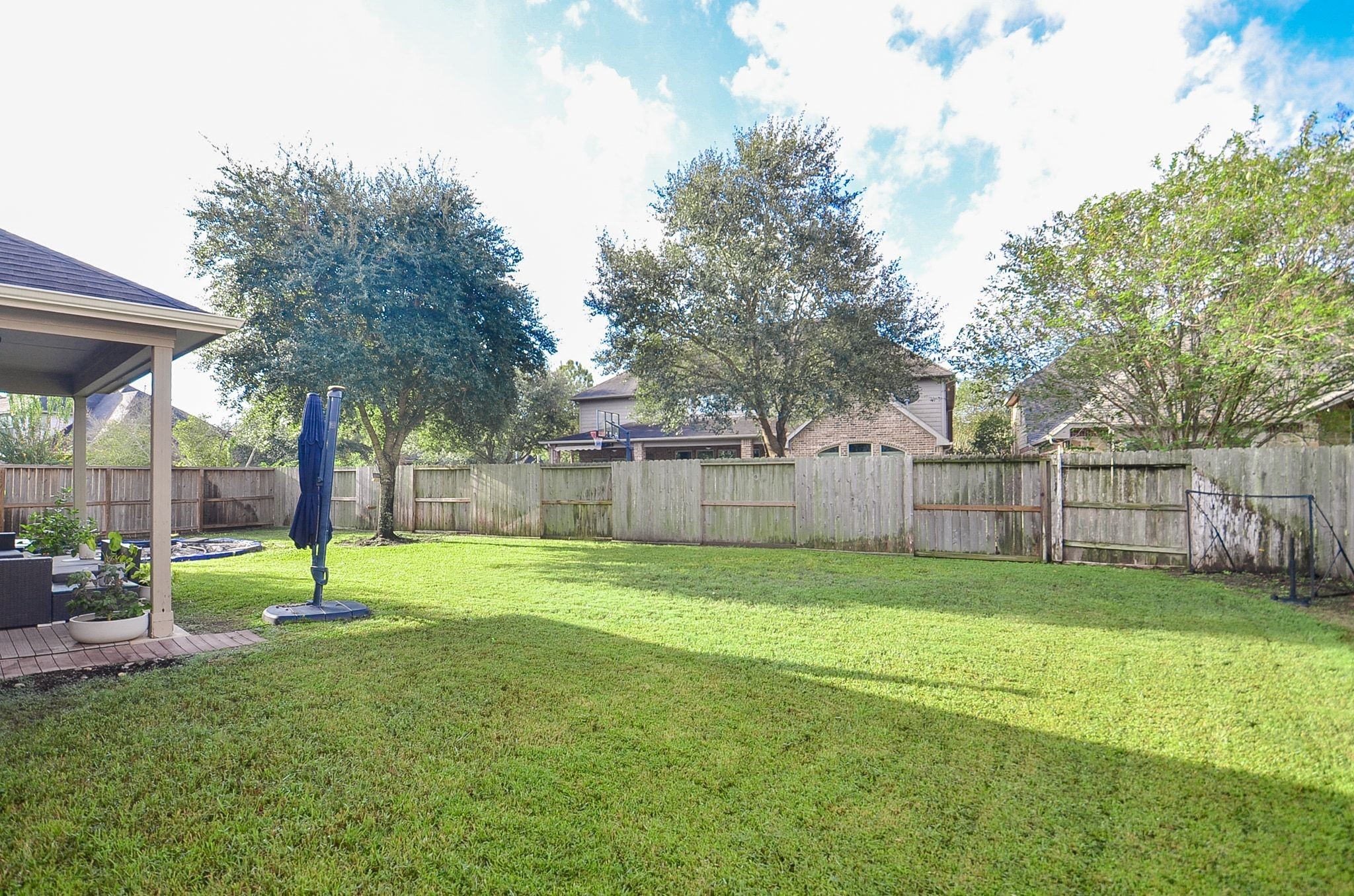 28503 Pleasant Forest Drive Property Photo 40
