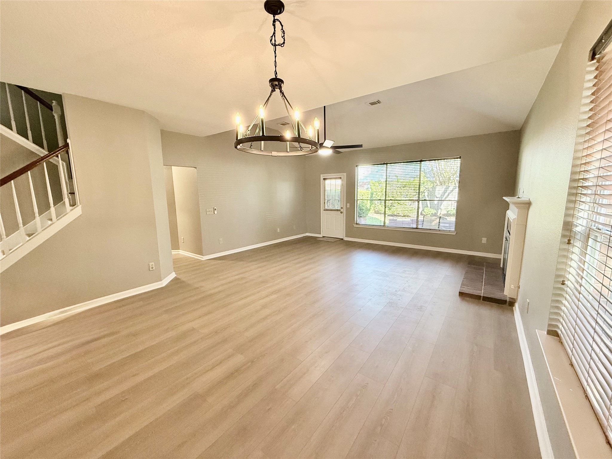 2915 Veva Drive Property Photo 14