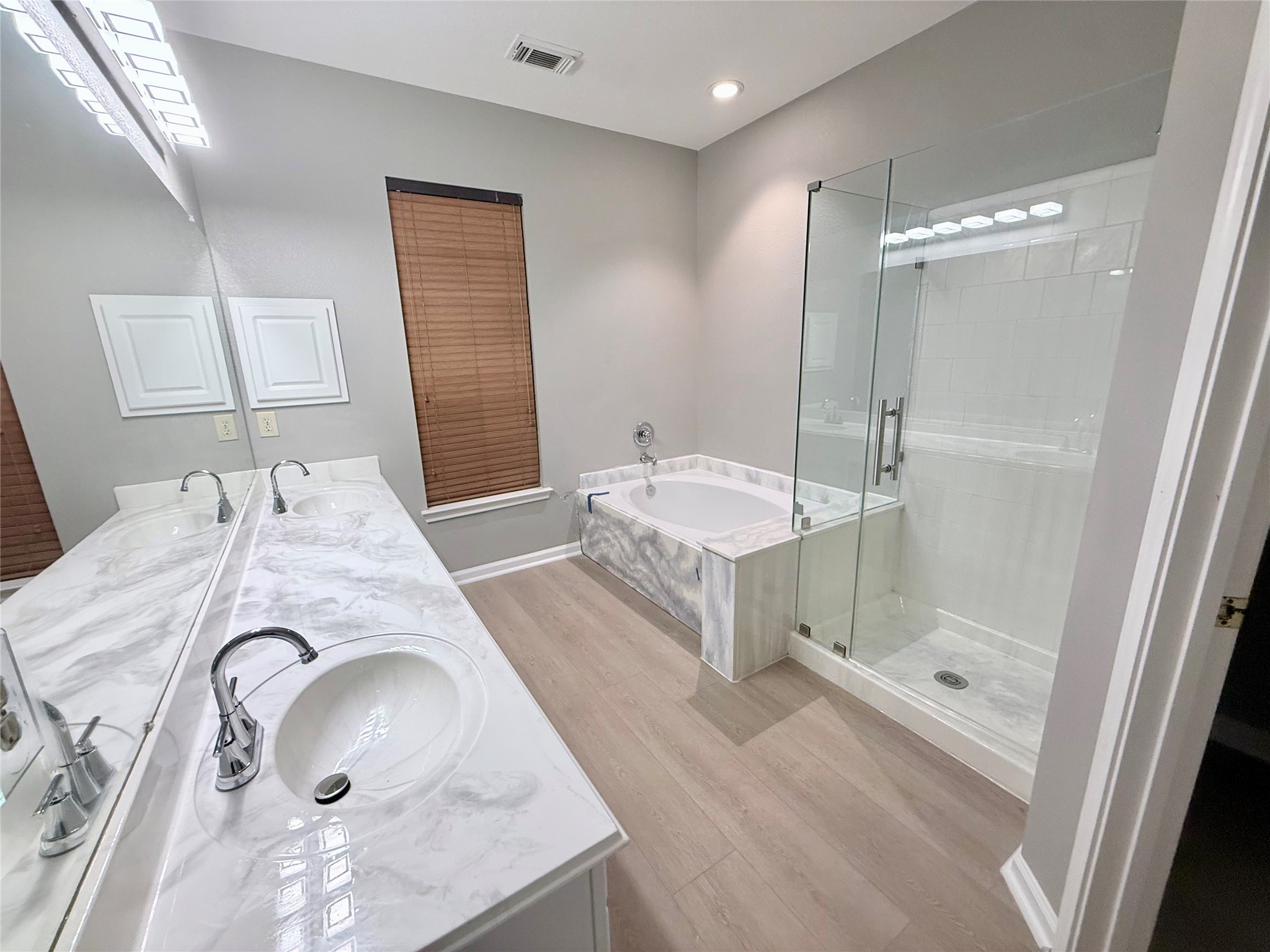 2915 Veva Drive Property Photo 19
