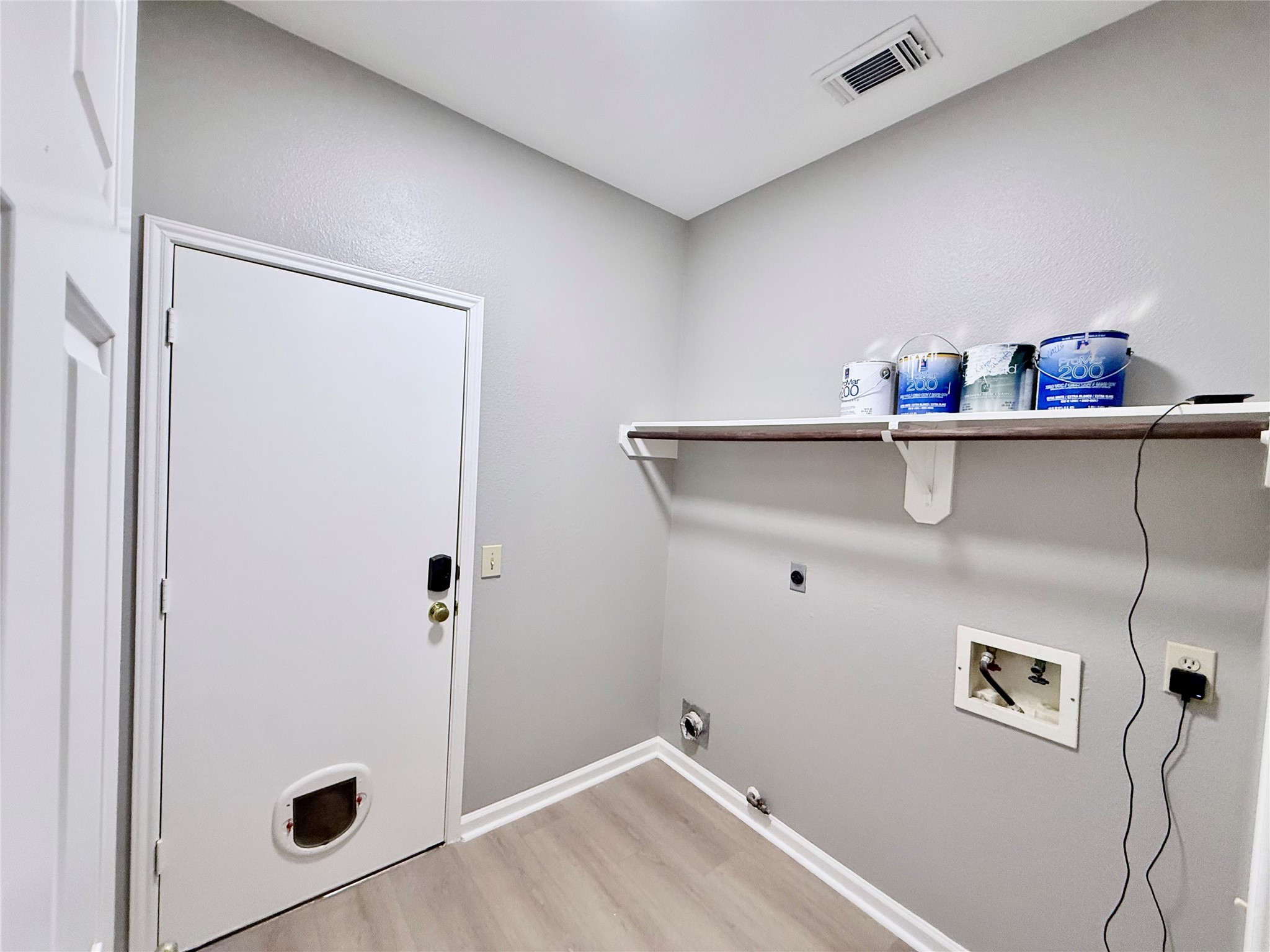 2915 Veva Drive Property Photo 21