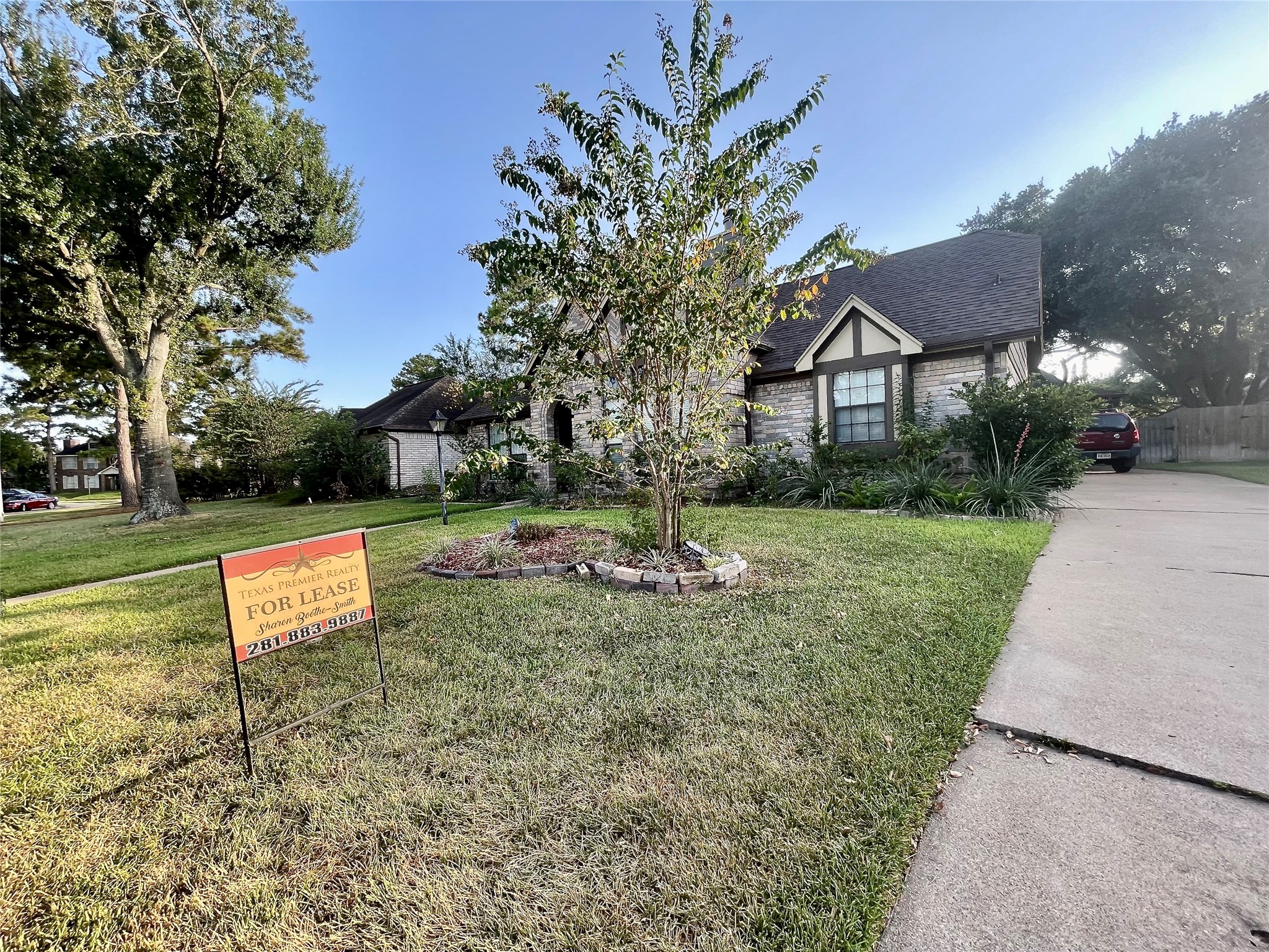 8215 Sean Park Court Property Photo 19