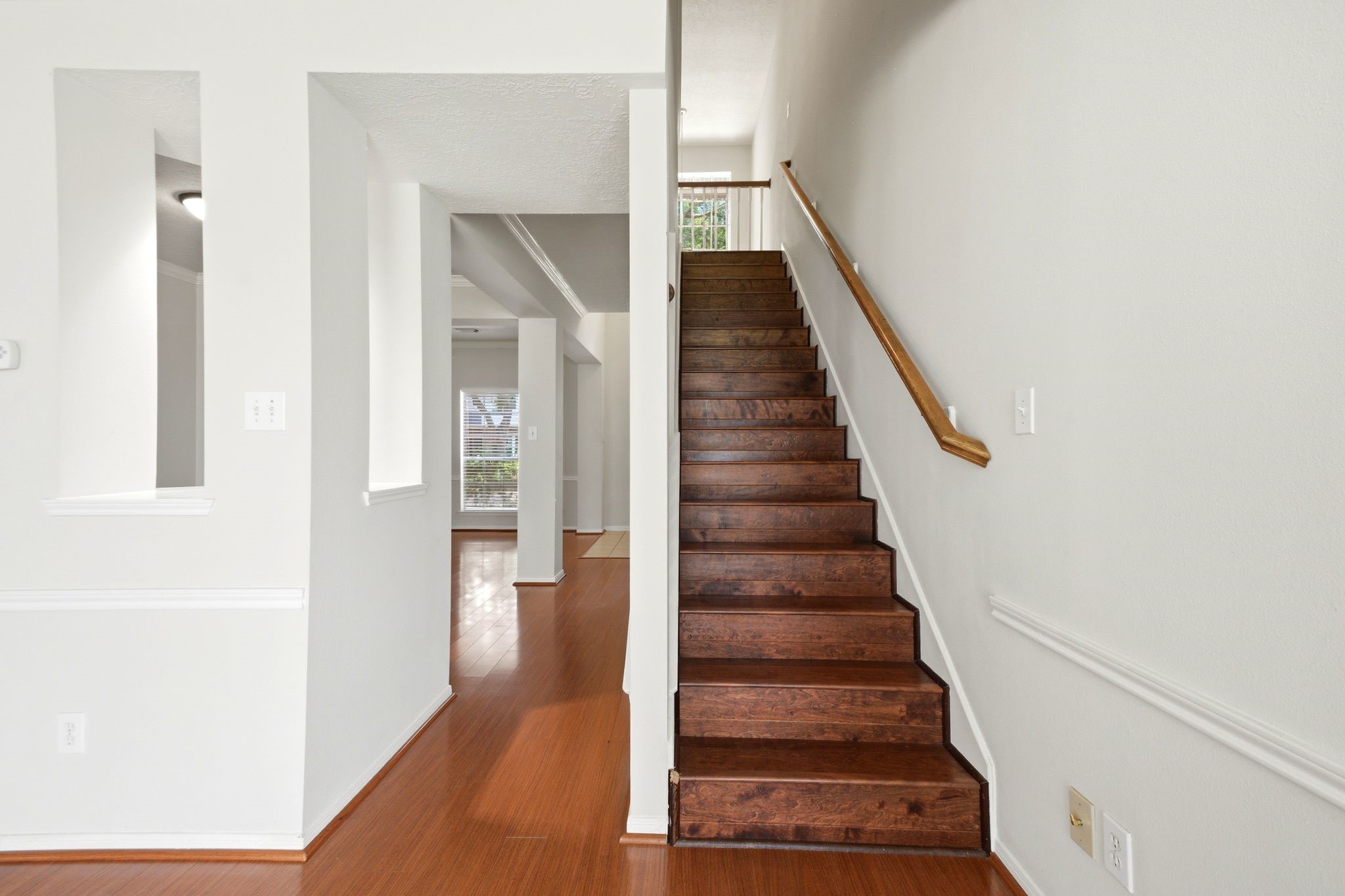 3126 Waters View Drive Property Photo 8
