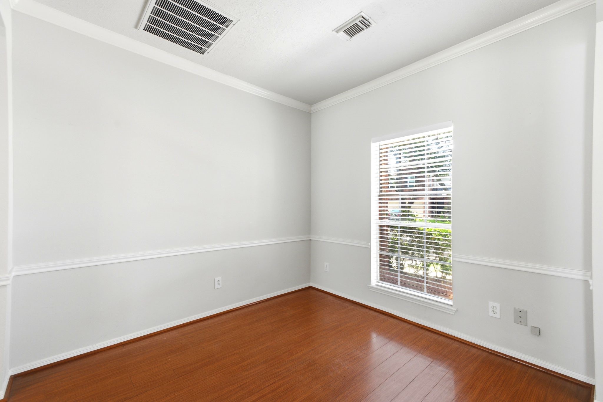3126 Waters View Drive Property Photo 12