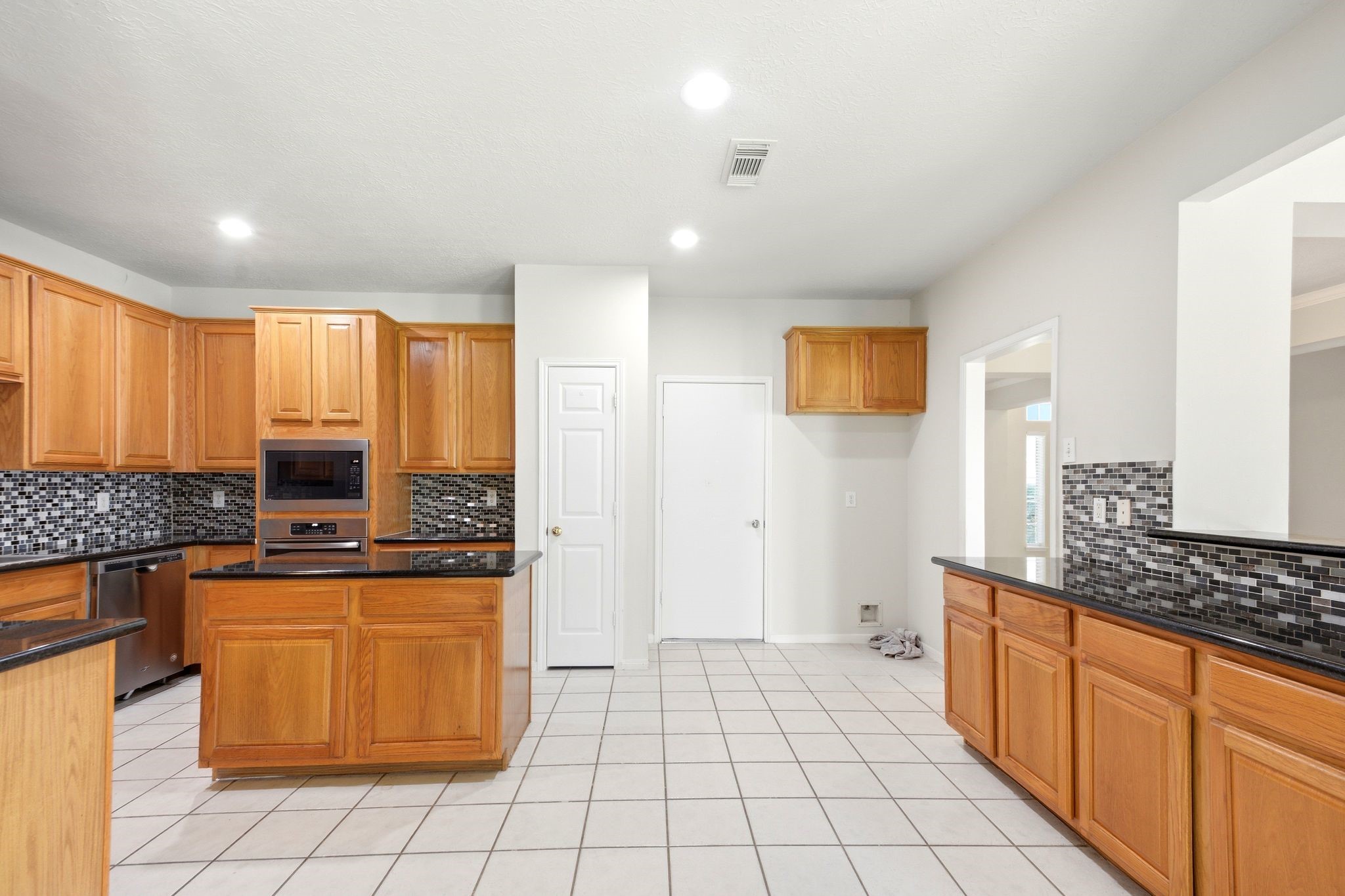 3126 Waters View Drive Property Photo 20