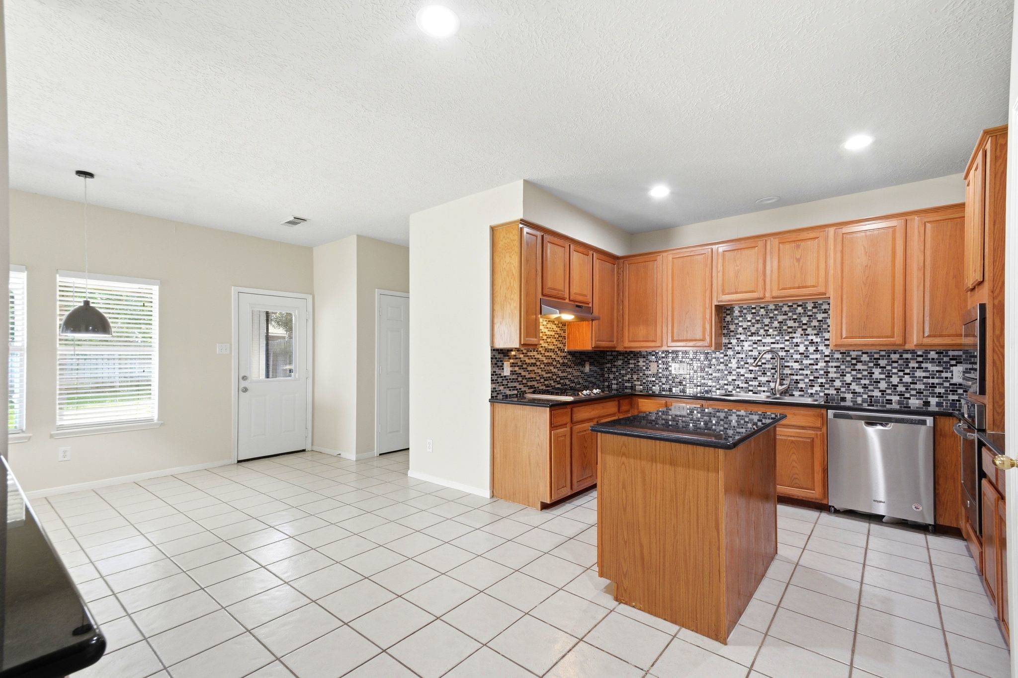3126 Waters View Drive Property Photo 21
