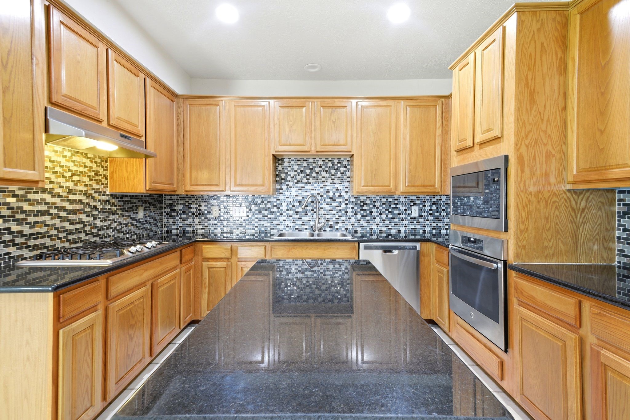 3126 Waters View Drive Property Photo 22