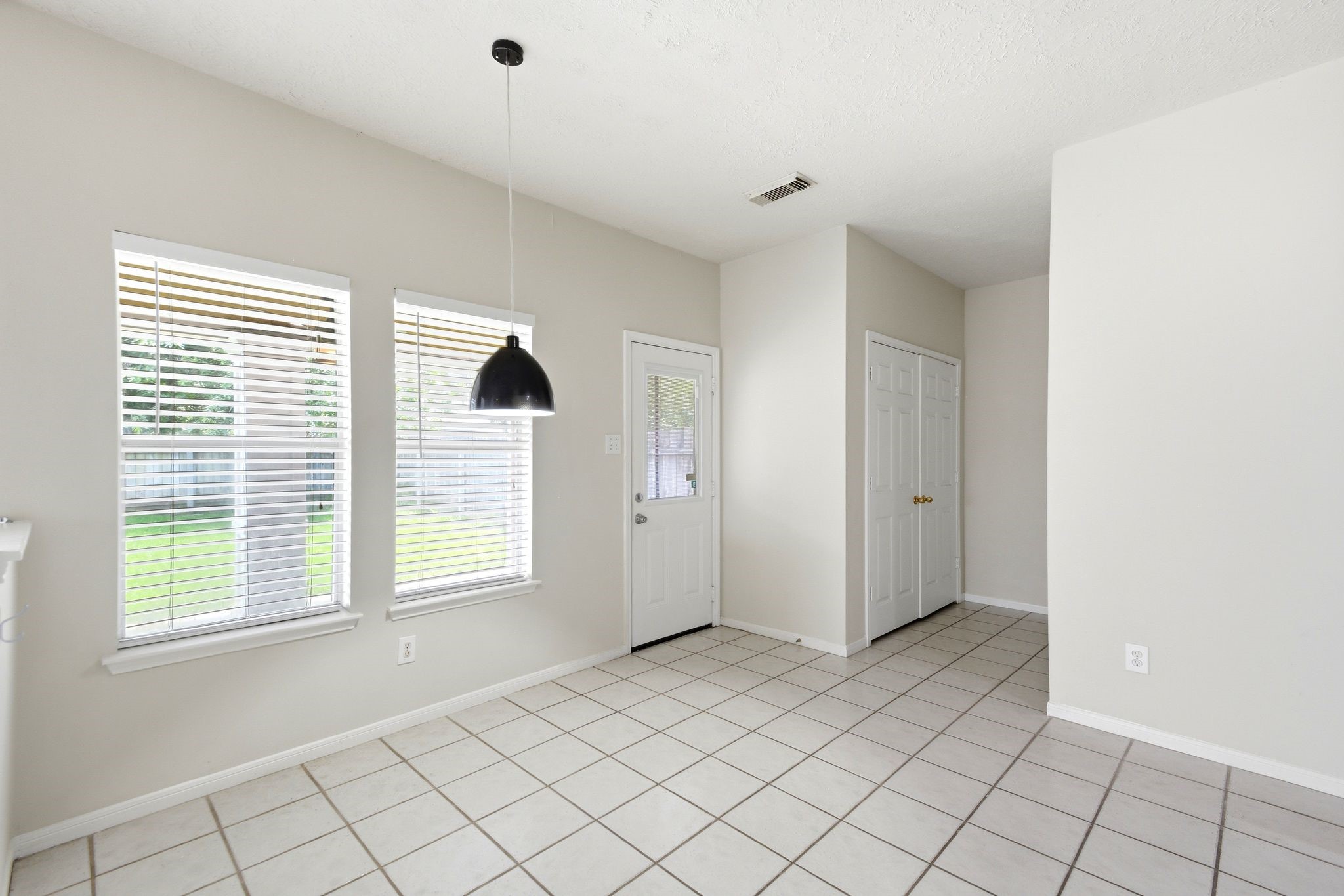 3126 Waters View Drive Property Photo 28