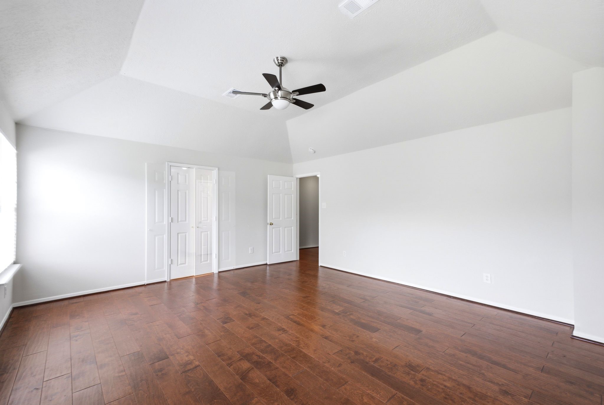 3126 Waters View Drive Property Photo 32