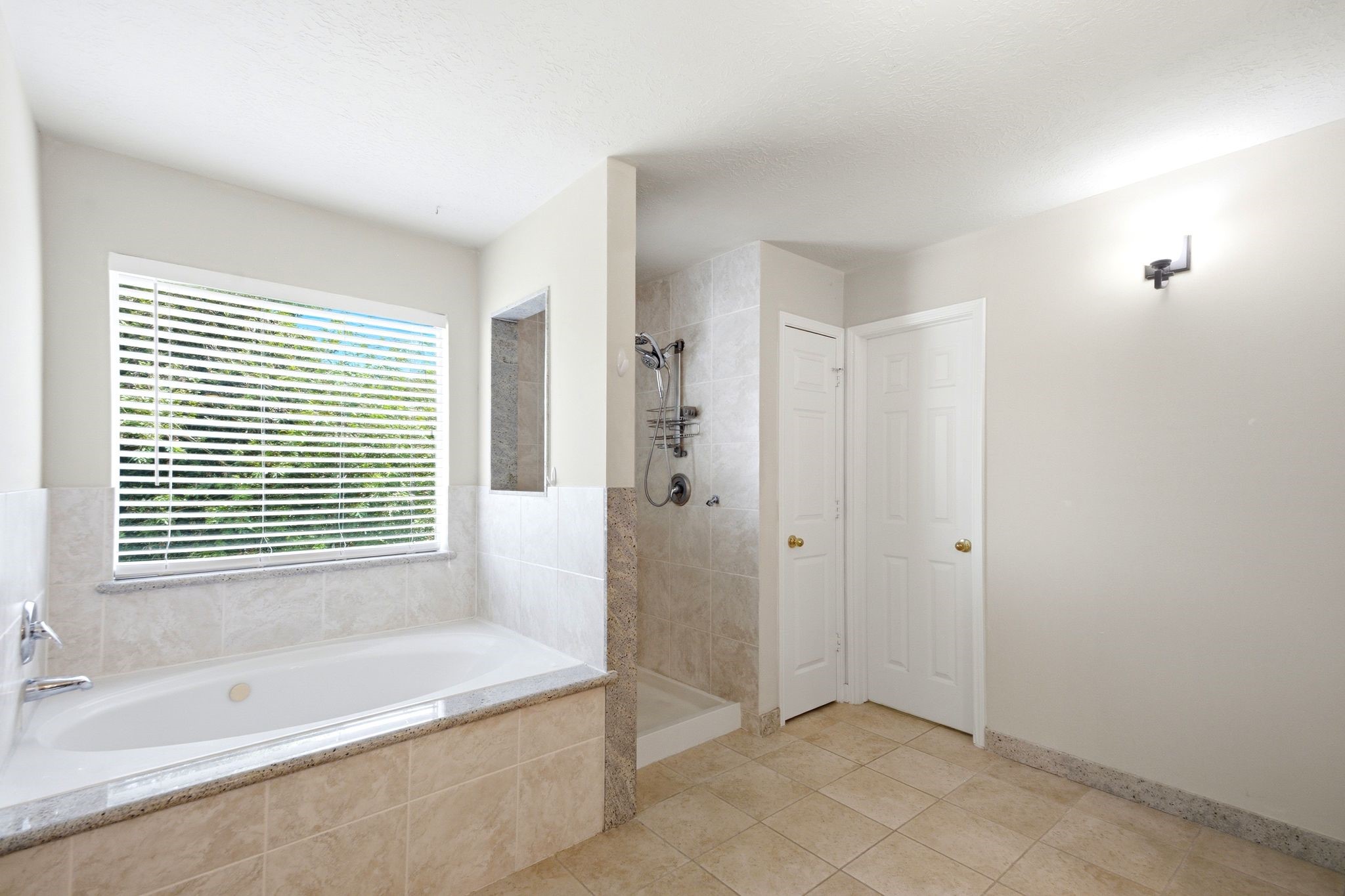 3126 Waters View Drive Property Photo 35