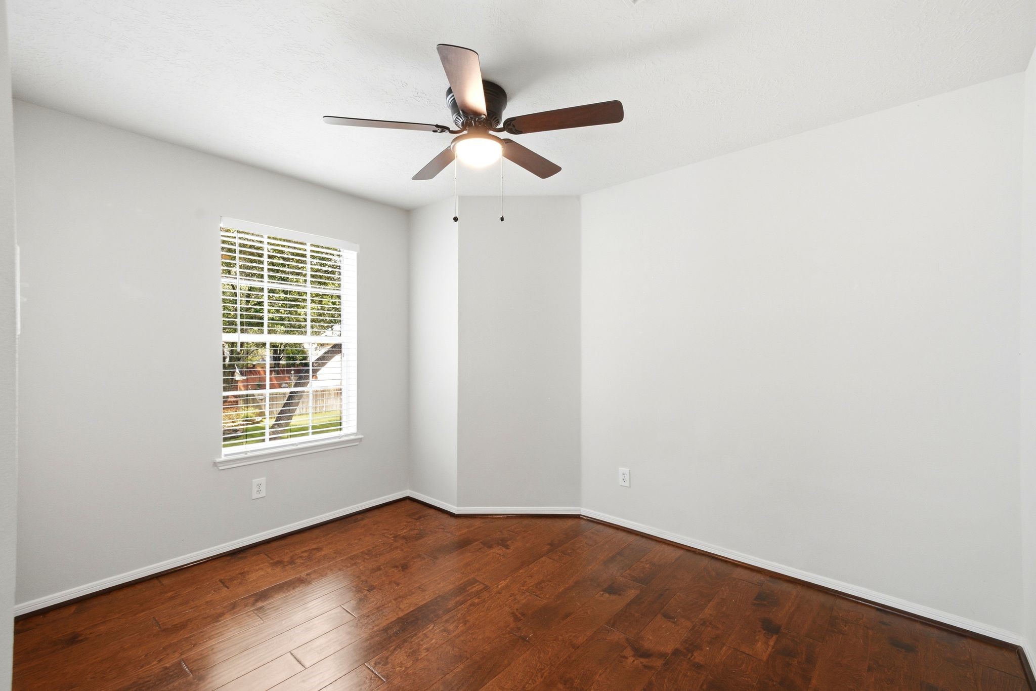 3126 Waters View Drive Property Photo 44