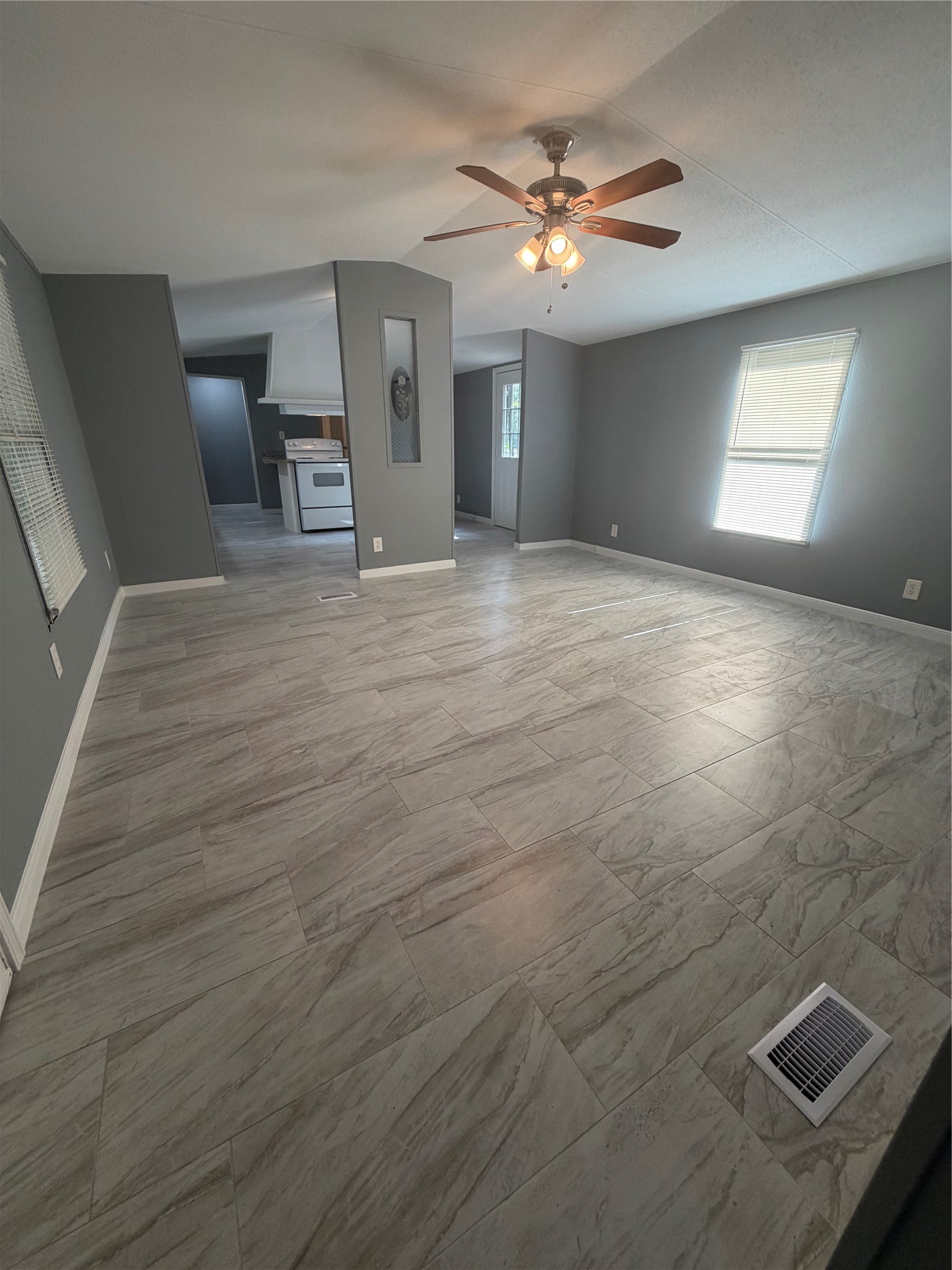 15476 Esther Drive Property Photo 8