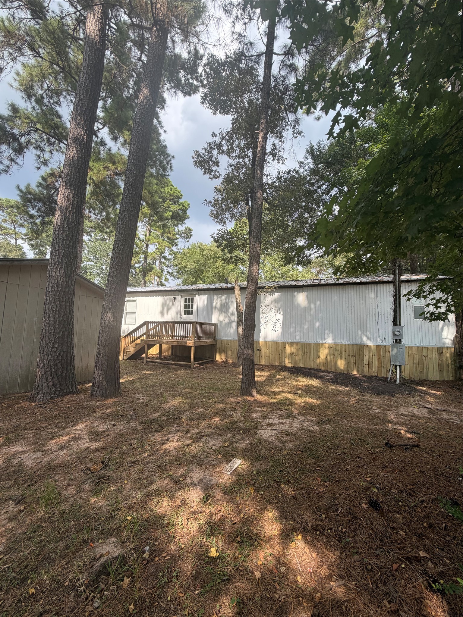15476 Esther Drive Property Photo 15
