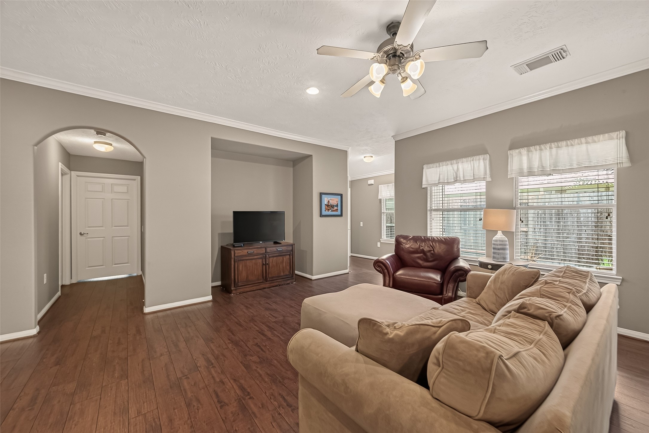 5322 Greenbrae Lane Property Photo 11