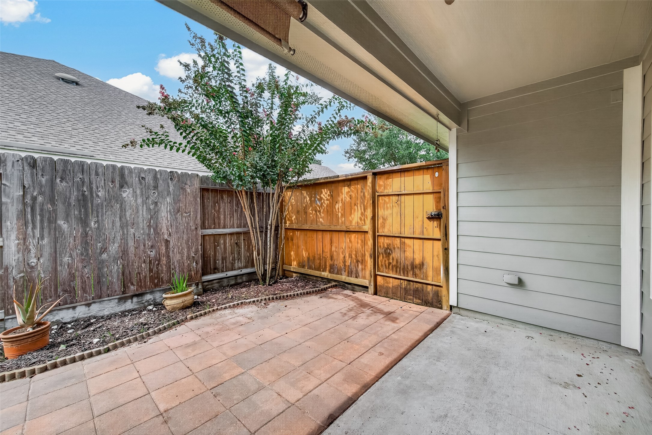 5322 Greenbrae Lane Property Photo 26