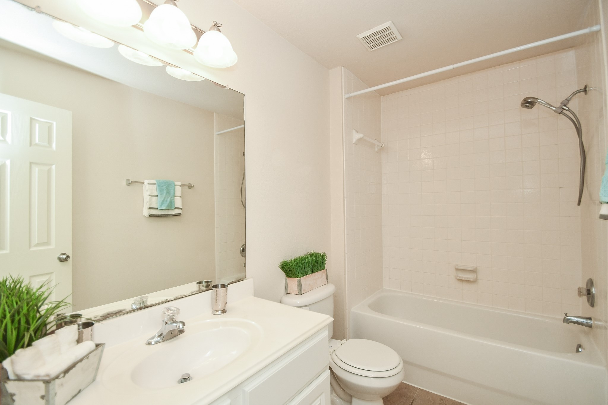 128 Emerald Loch Lane Property Photo 9