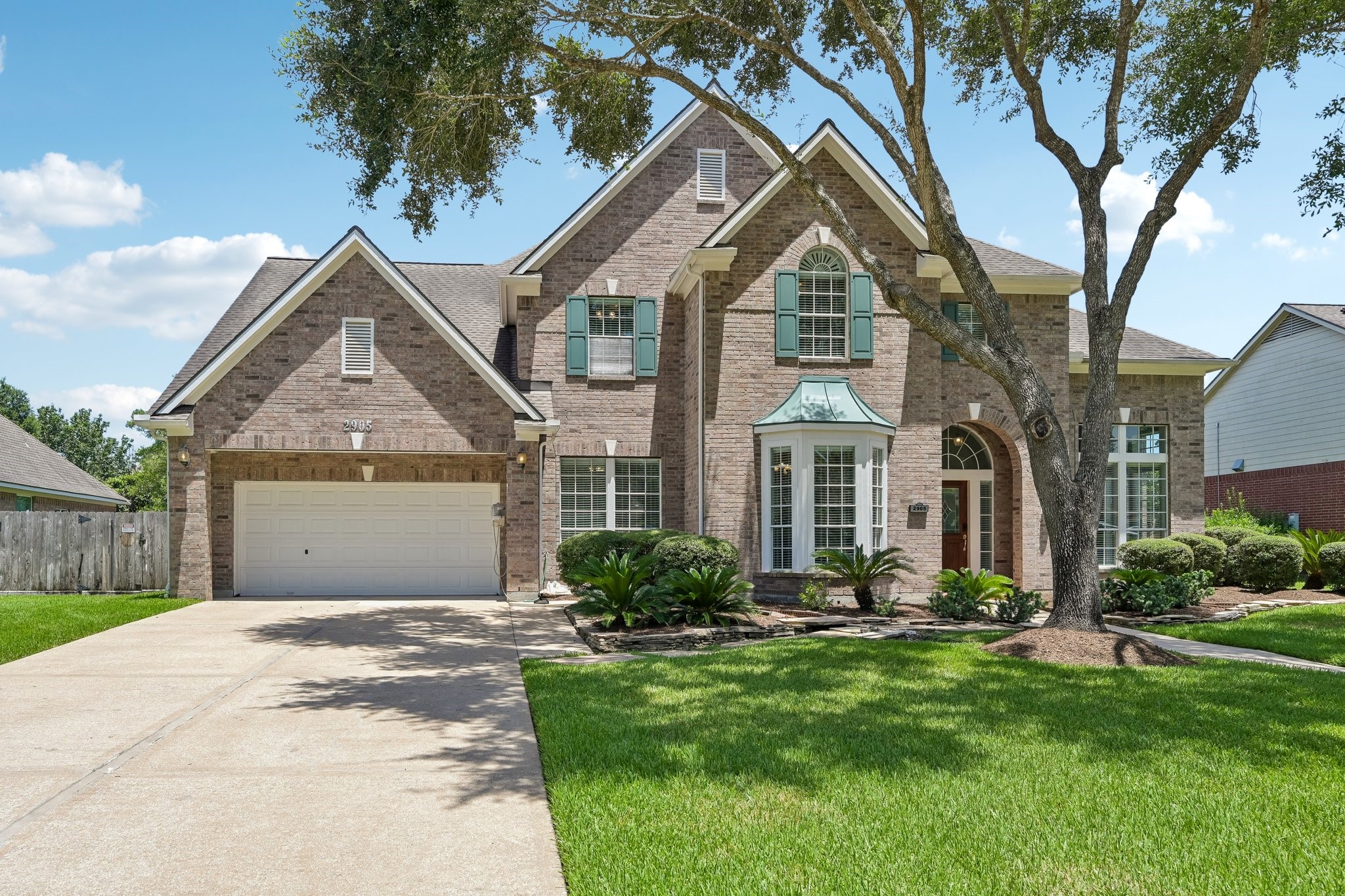 2905 Harvest Hill Drive Property Photo 1