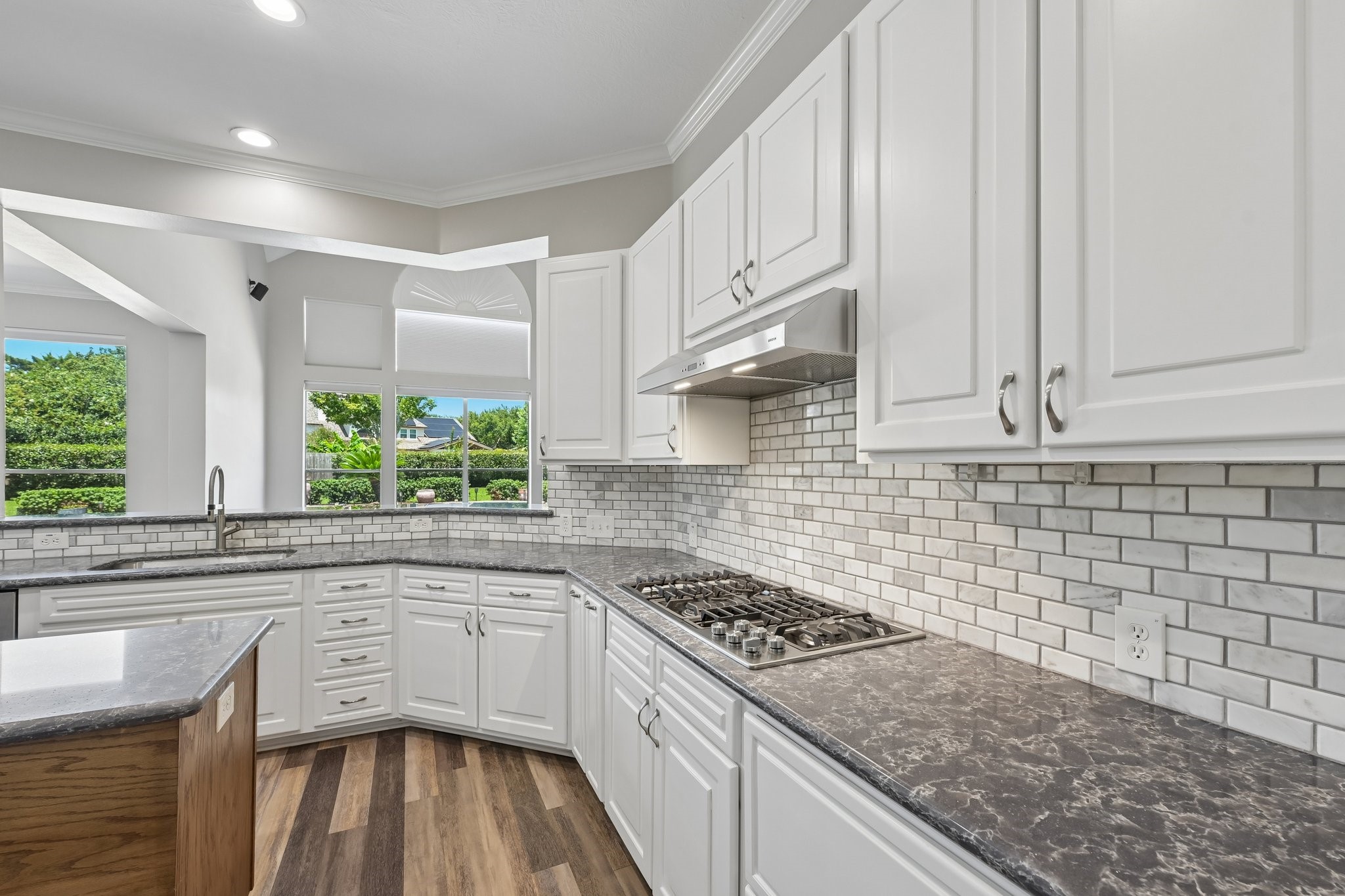 2905 Harvest Hill Drive Property Photo 14