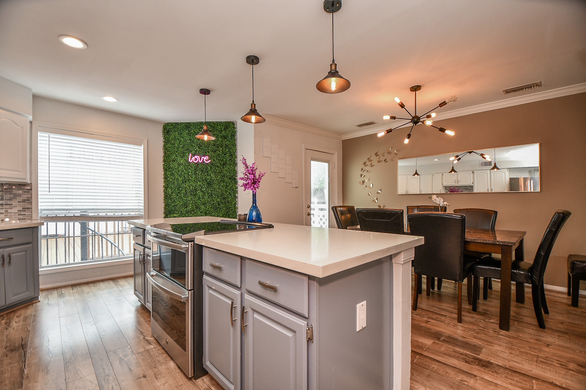 1603 Haver Street Property Photo 6