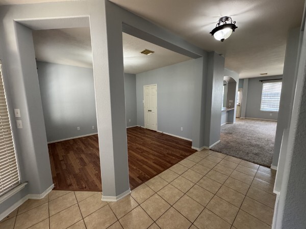 18022 Oak Orchard Lane Property Photo 6