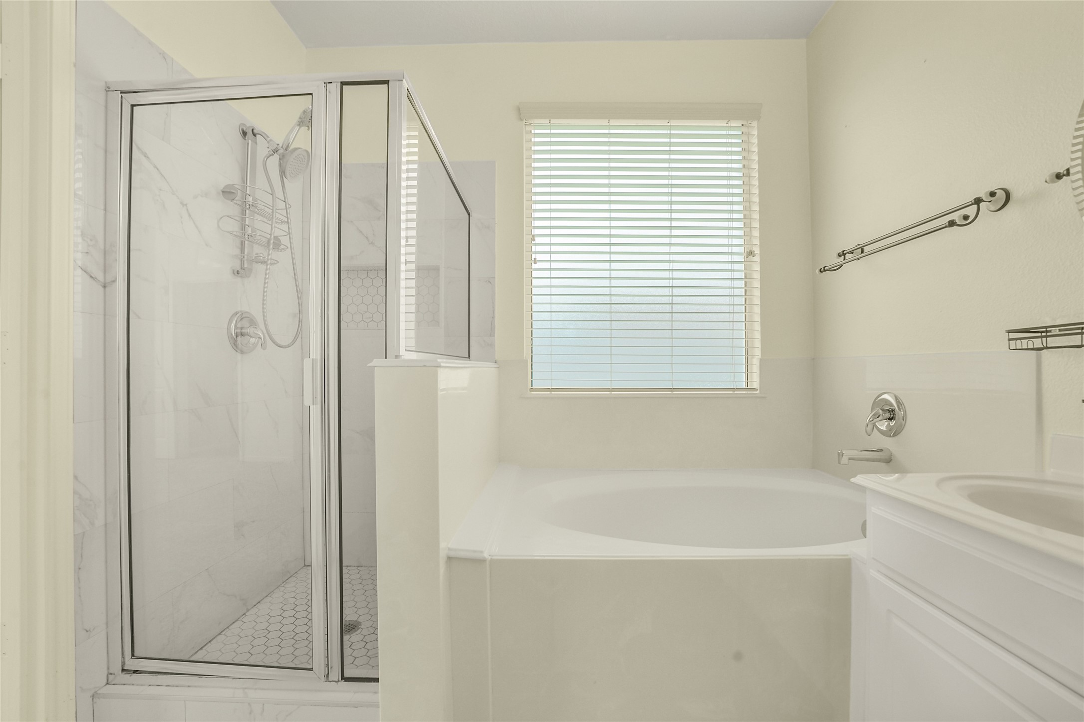 18022 Oak Orchard Lane Property Photo 14