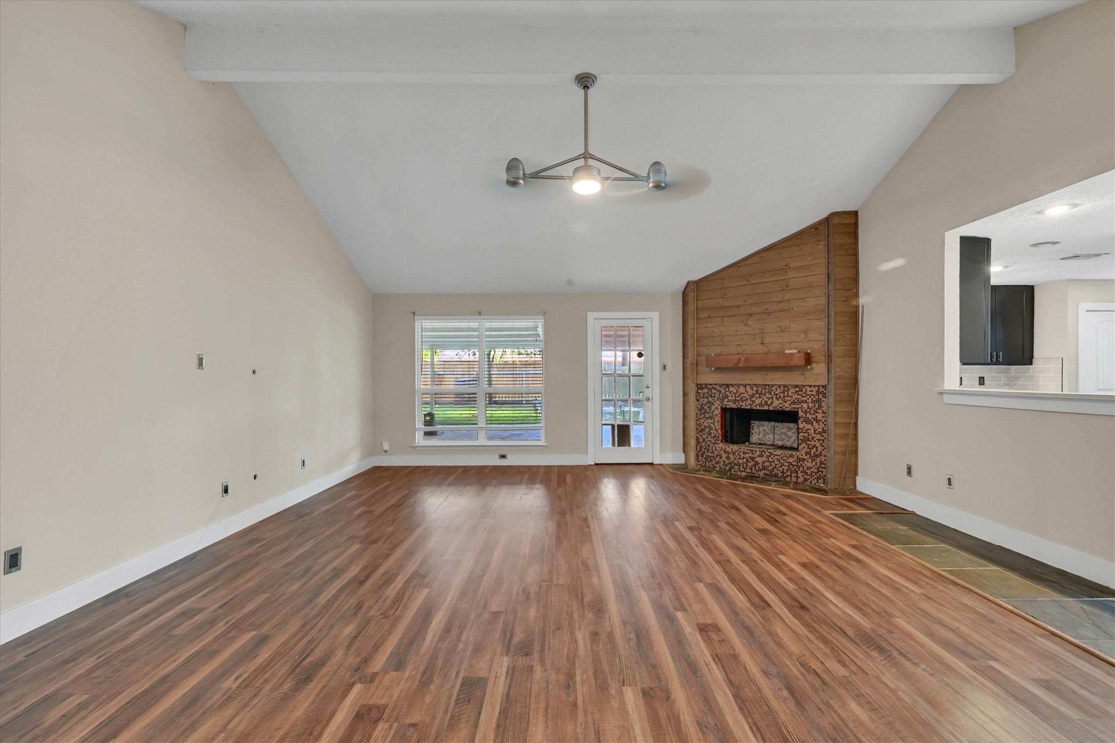 4415 Pineville Lane Property Photo 3