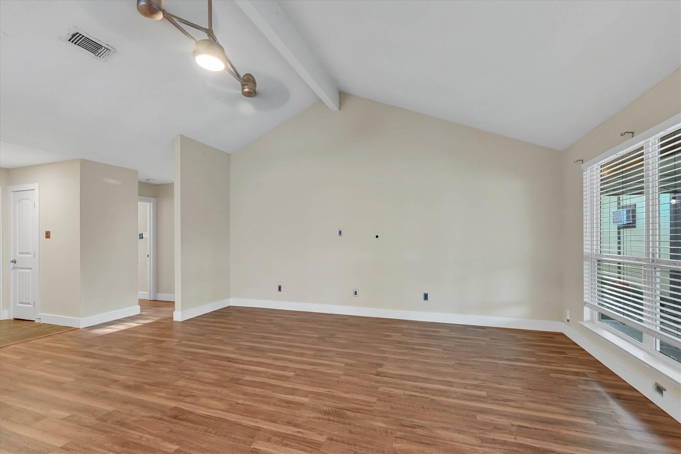 4415 Pineville Lane Property Photo 6
