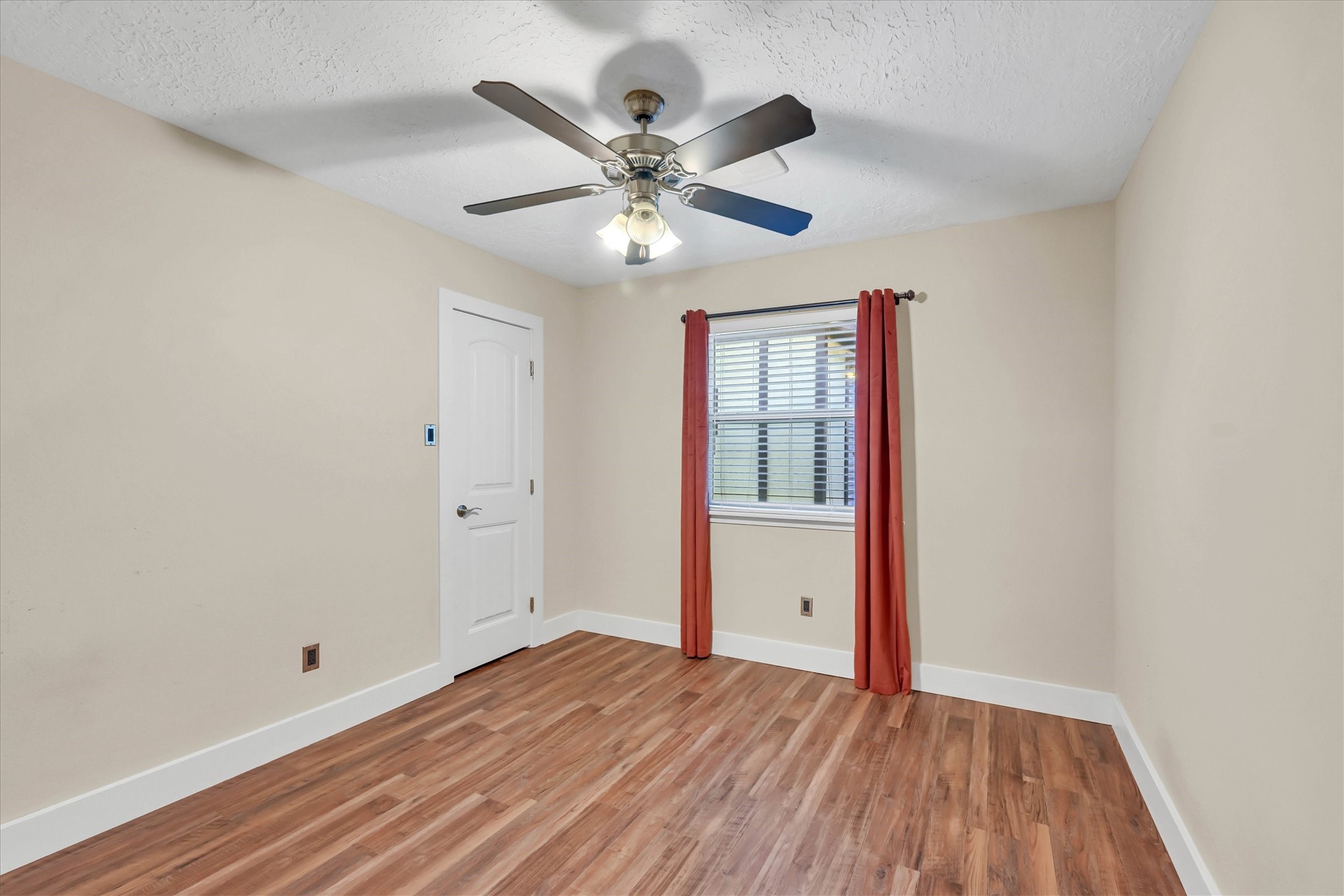 4415 Pineville Lane Property Photo 21
