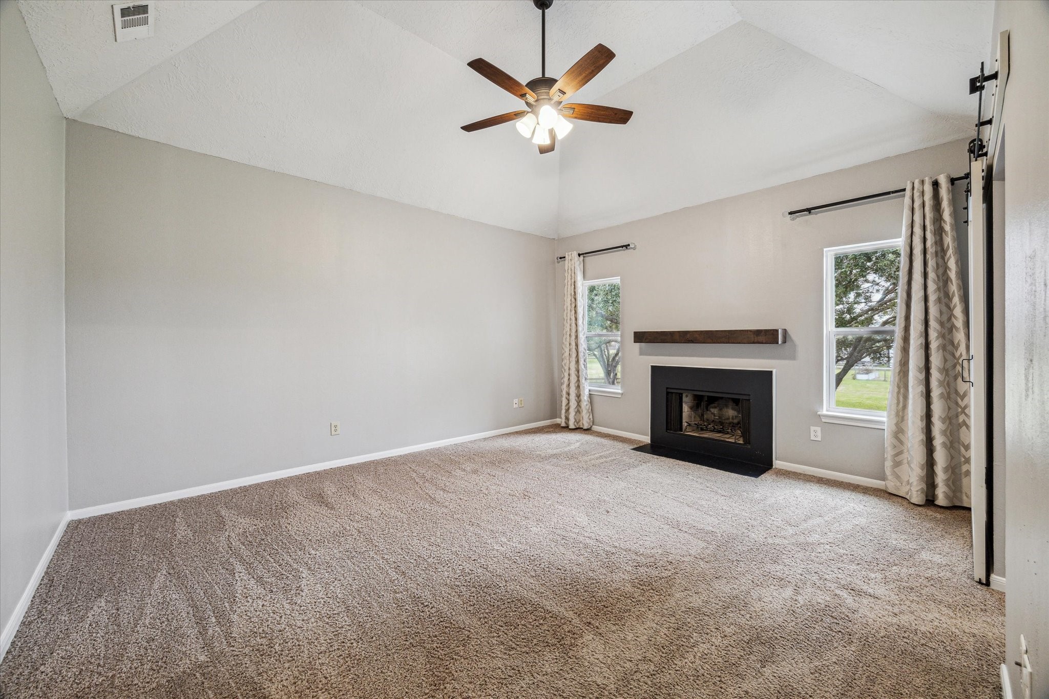 17411 Grant Road Property Photo 22