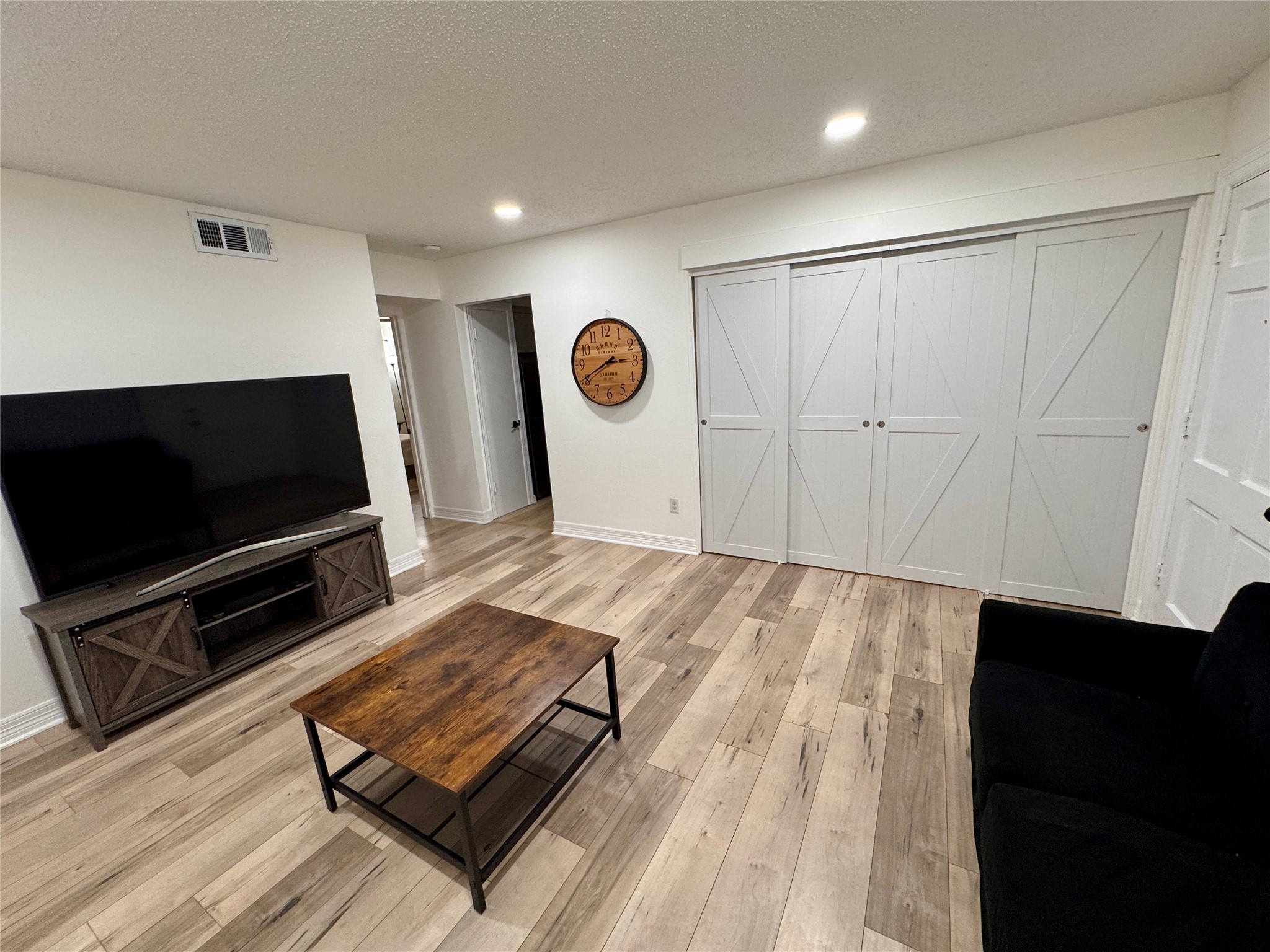 3131 Southwest Freeway C35 Property Photo 6