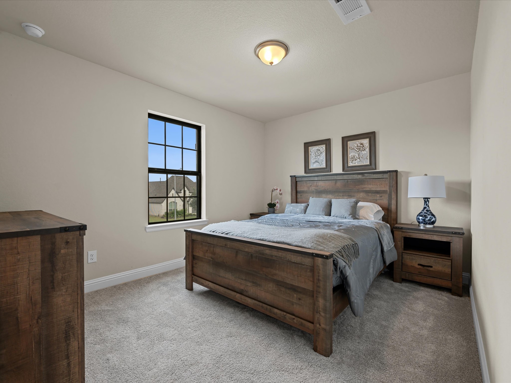 4334 Whitney Crest Court Property Photo 15