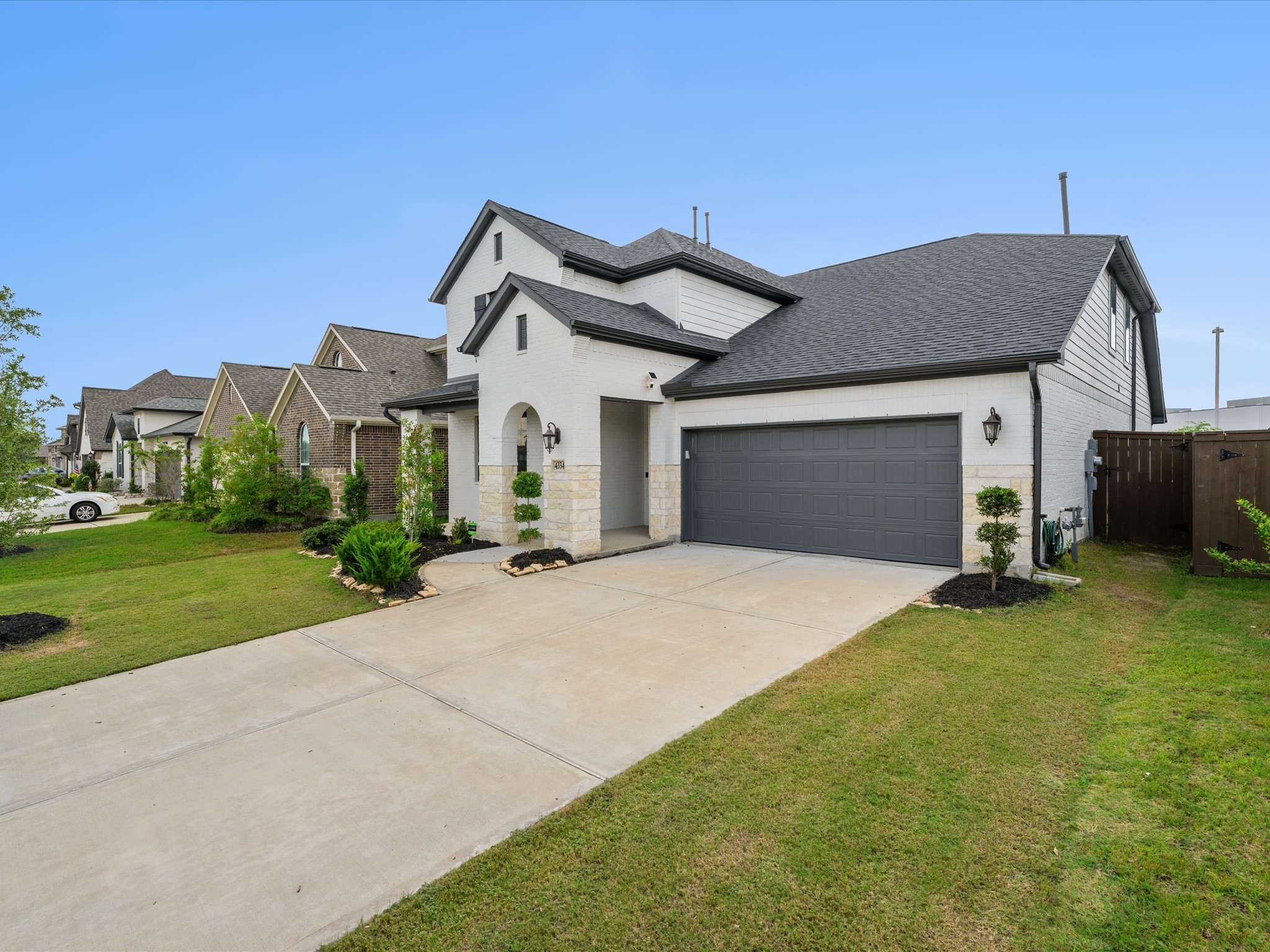 4334 Whitney Crest Court Property Photo 20