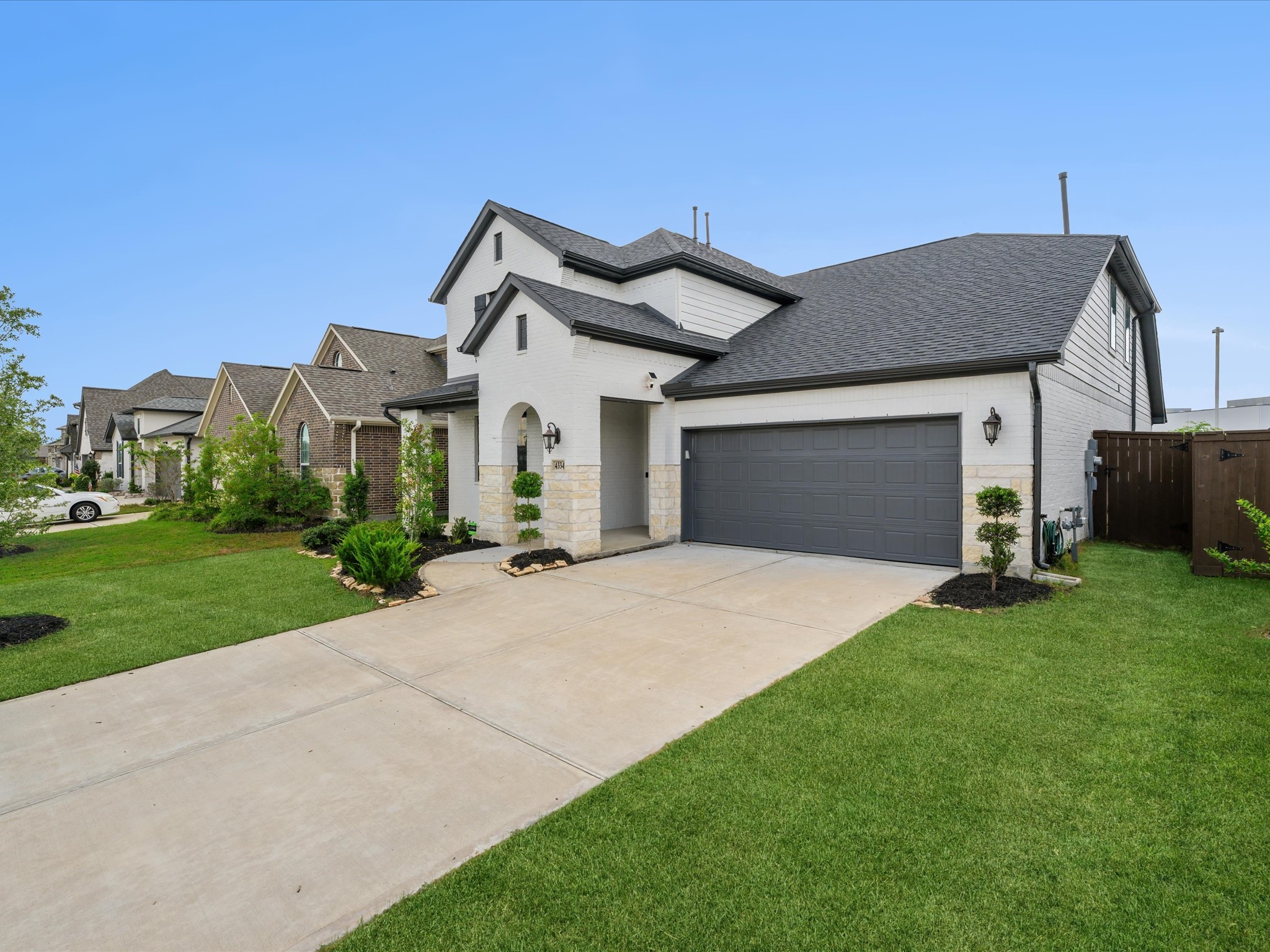4334 Whitney Crest Court Property Photo 22