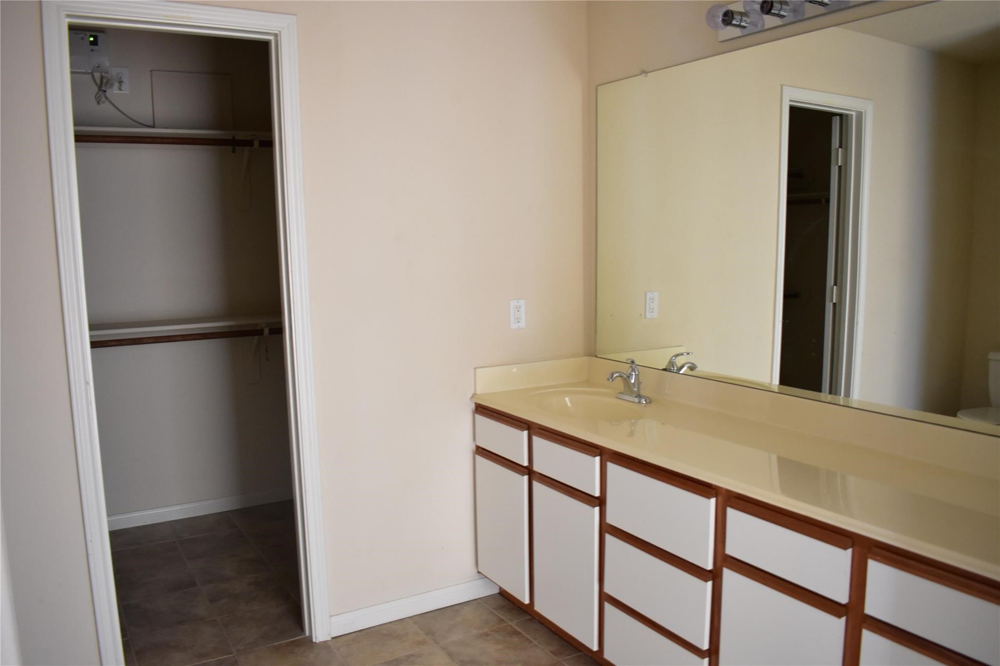 3610 Barkers Crossing Avenue Property Photo 17