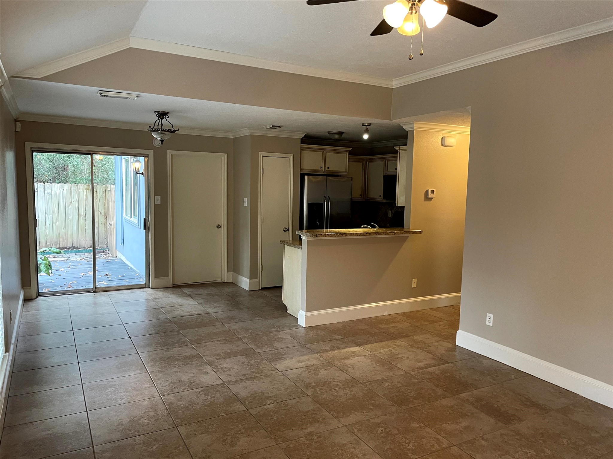 21747 Deep Pines Drive Property Photo 2