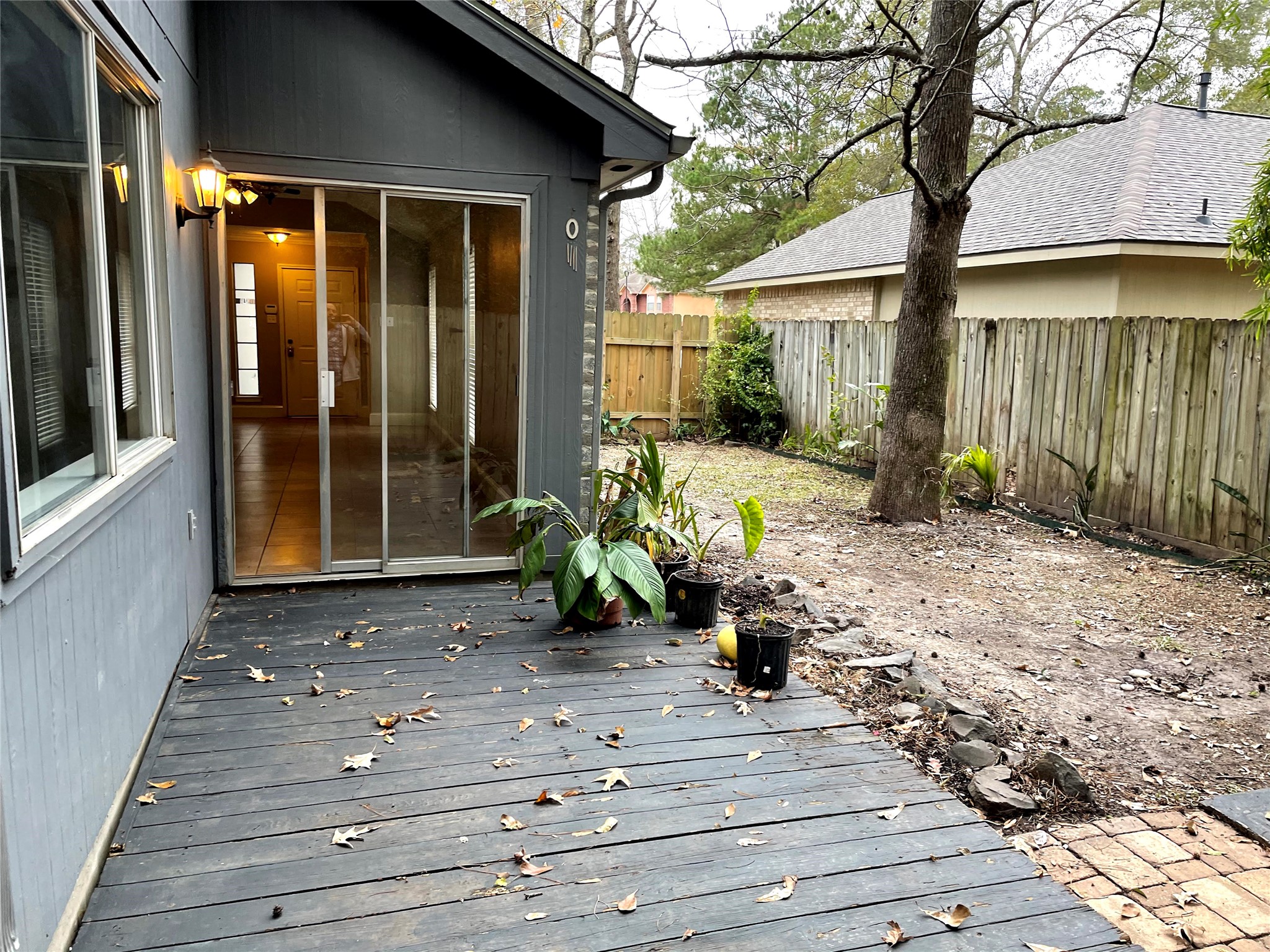 21747 Deep Pines Drive Property Photo 9
