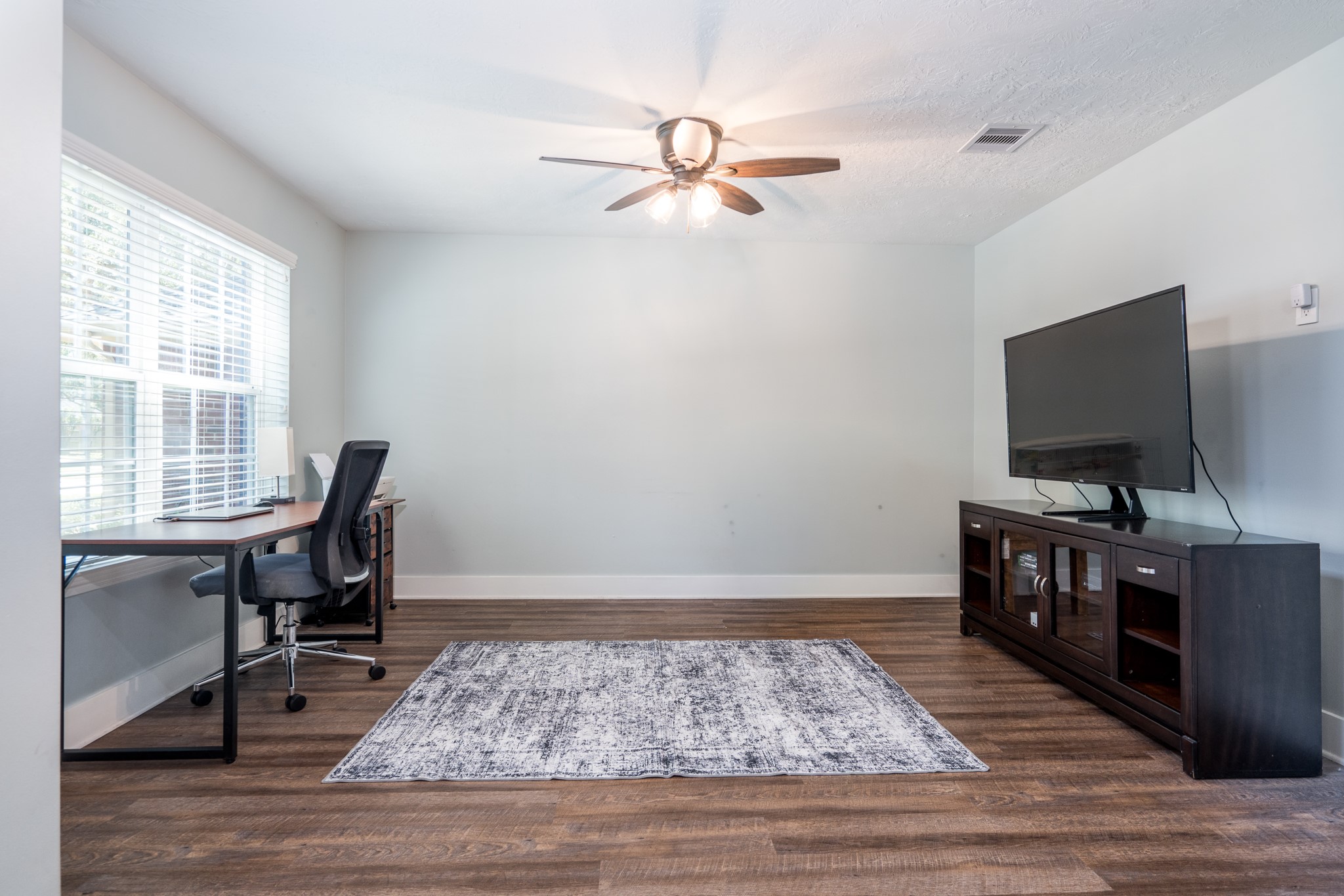 15331 Redbud Berry Way Property Photo 4