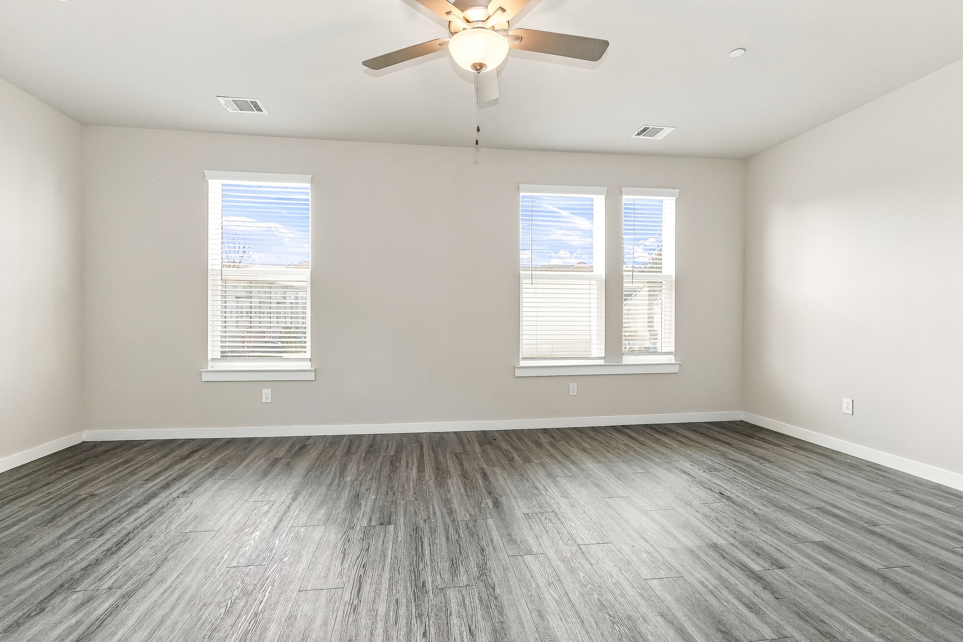 313 N Centro Circle Property Photo 8