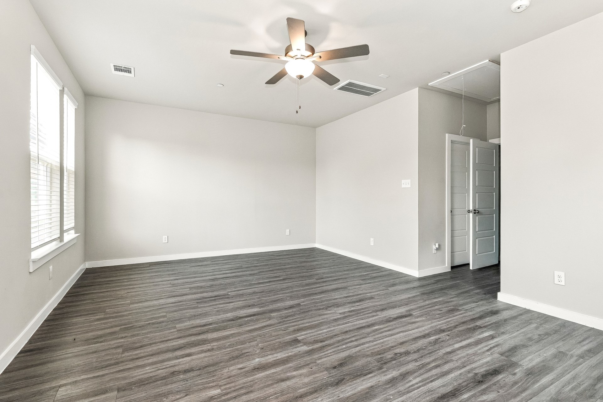 313 N Centro Circle Property Photo 9